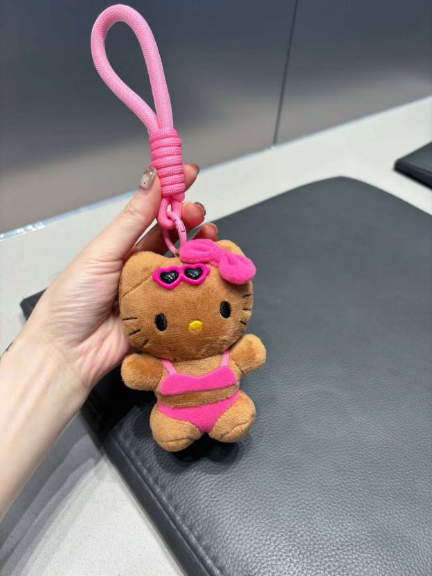 HK Car Seat Belt Pads - Kawaii Shoulder Protectors for Women & Kids 01250616