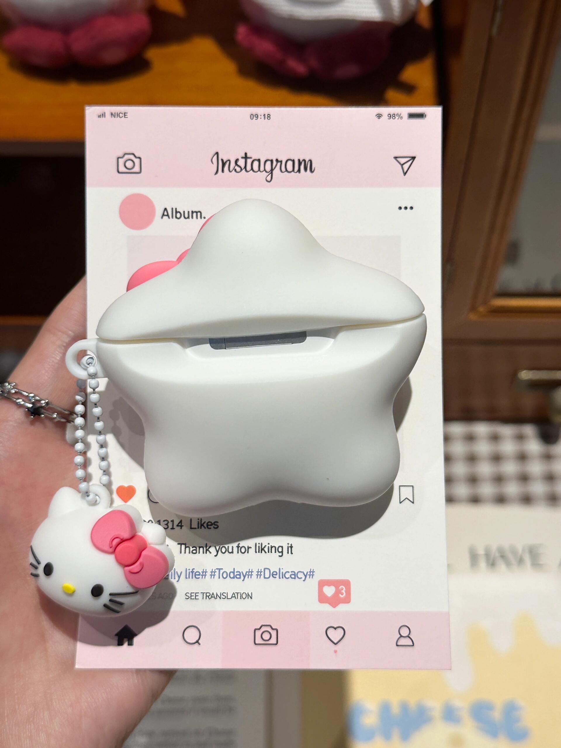 Hello Kitty Kawaii Starry AirPods Case