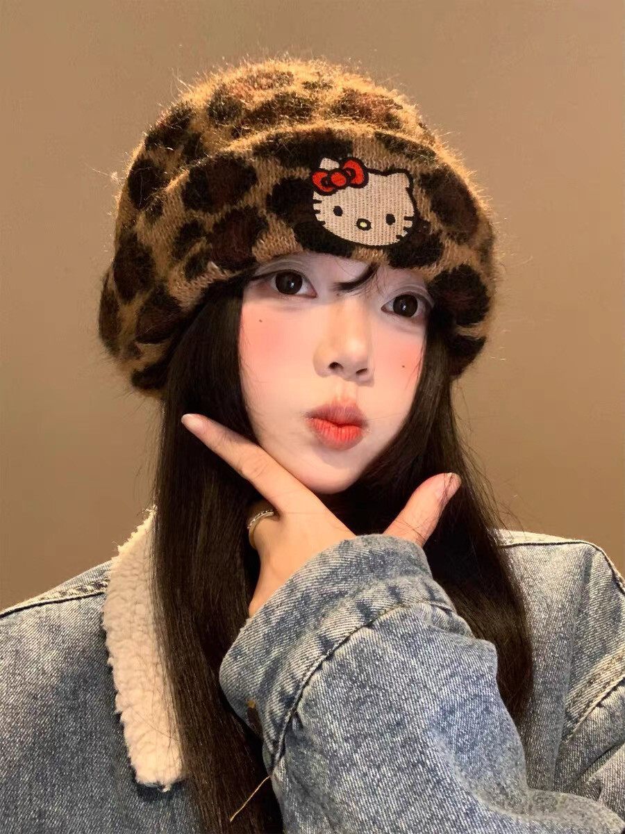 HK Leopard Knit Beanie for Women, Cute Warm Winter Hat, Elastic Cozy Skull Cap, Fashionable Knitted Headwear for Cold Weather 01250923