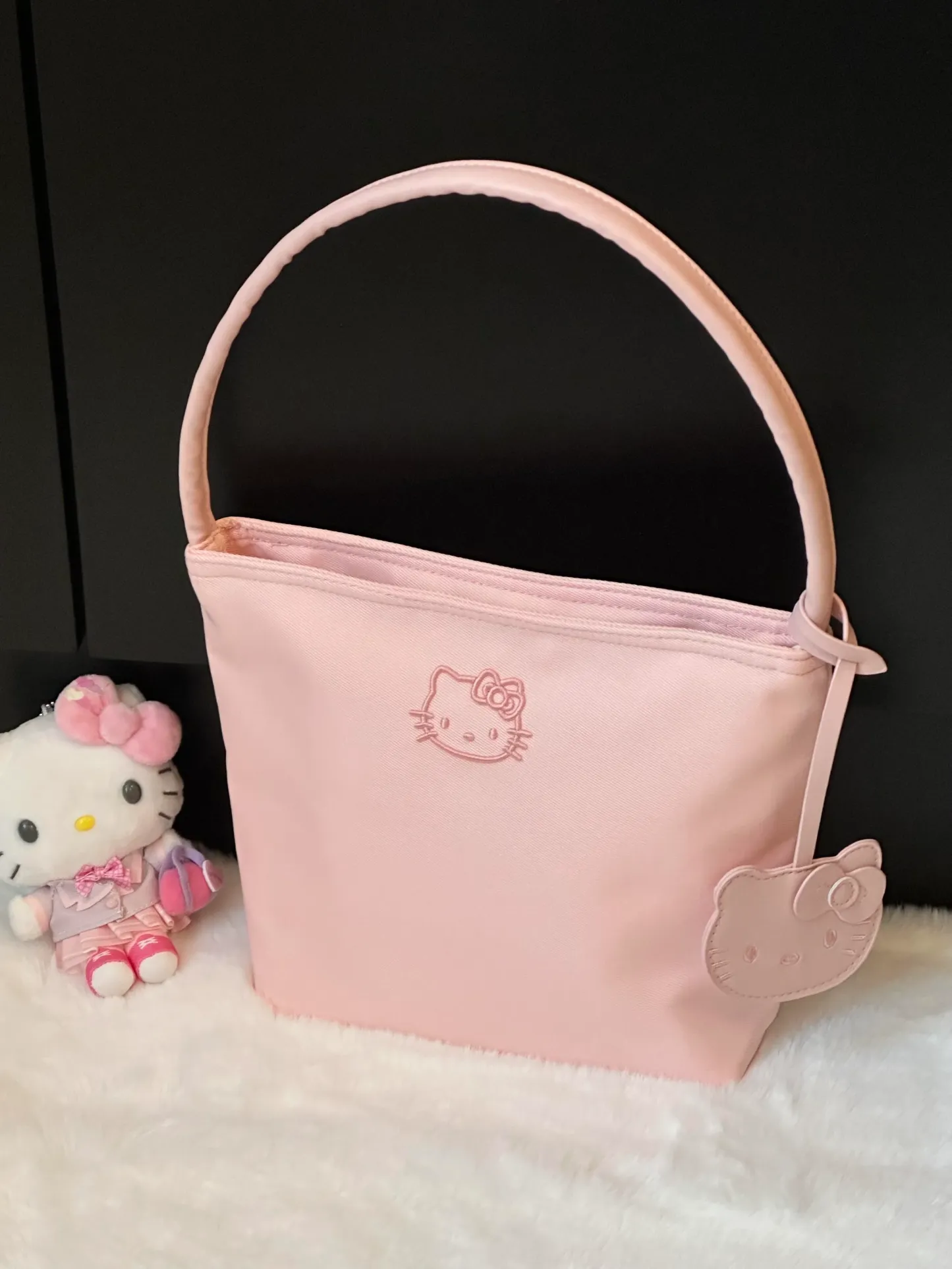 HK Embroidered Bucket Bag - Perfect for Commuting