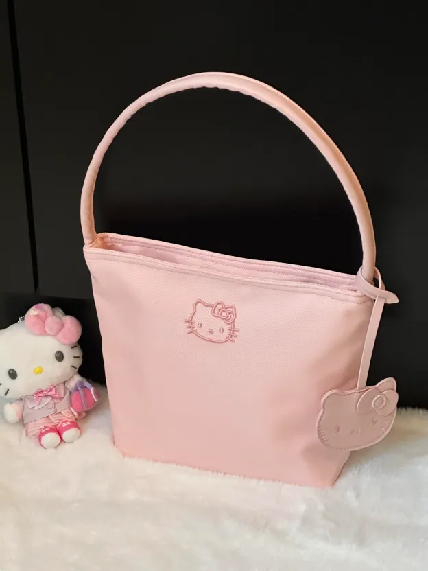 HK Embroidered Bucket Bag - Perfect for Commuting
