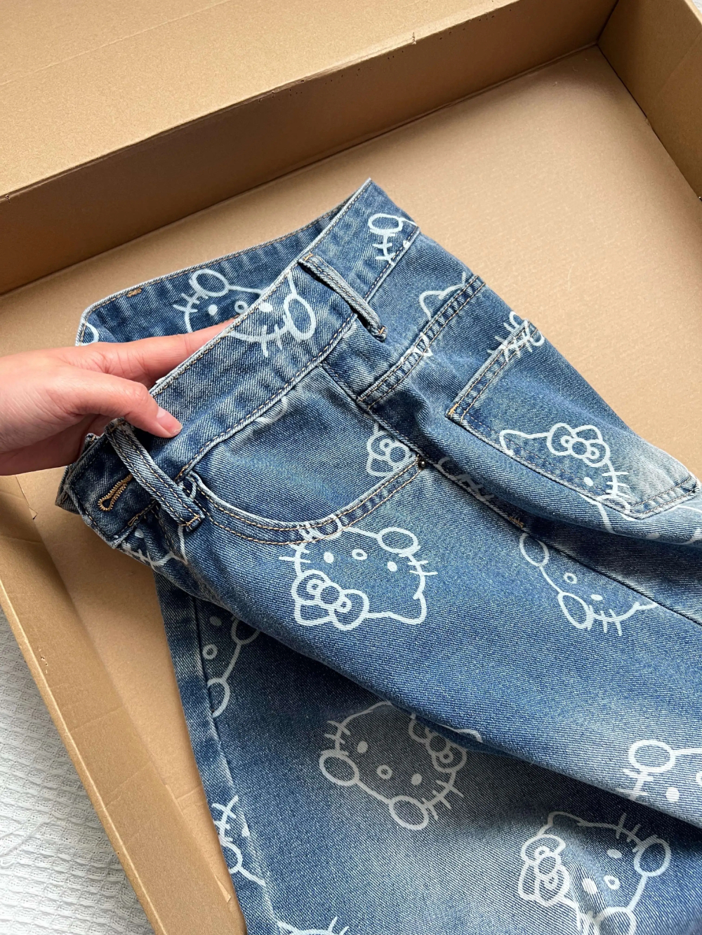 HK Print High Waist Flare Denim Pants for Women - Loose Fit Wide Leg Trousers 01250527