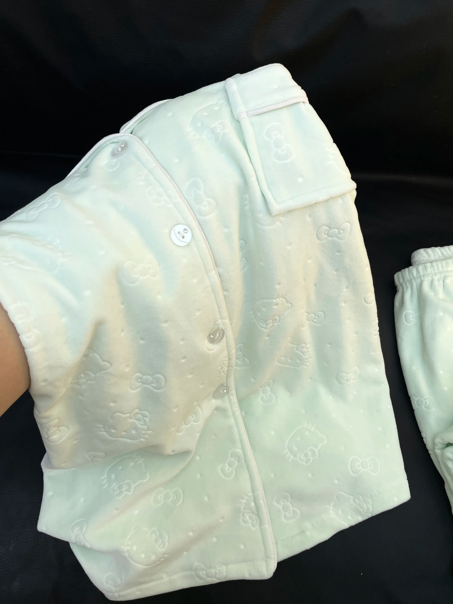 HK Women’s Double-Sided Coral Fleece Thermal Pajama Set Autumn Winter Cozy Loungewear Thickened Warm Long-Sleeve Homewear 01251202