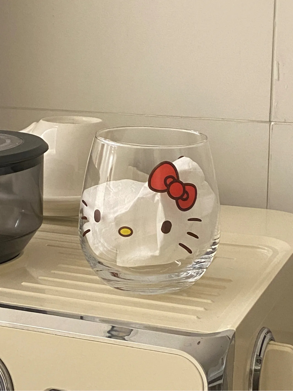 HK Kawaii Glass Tumbler - 350ml Handblown Cup with Cute Cat Design, Thermal Shock Resistant 01250513