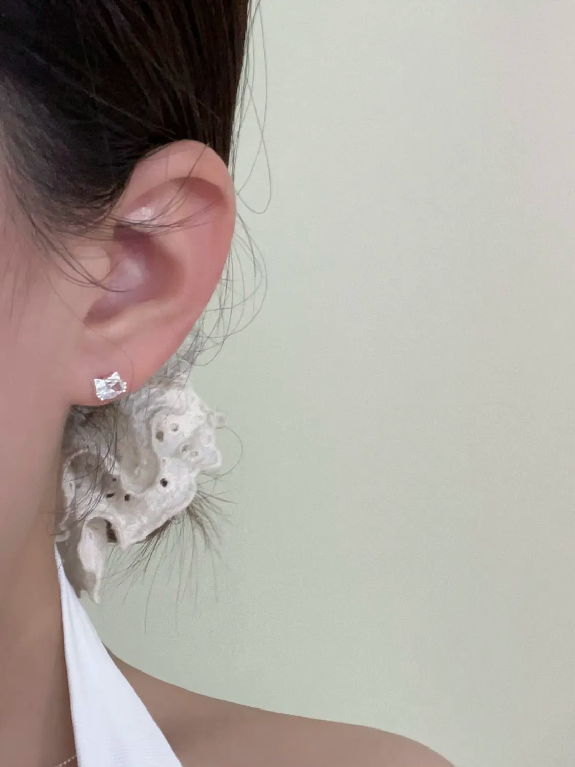  Silver Cat Stud Earrings – Minimalist Sparkling Kitty Ear Jewelry, Dainty & Elegant Gift