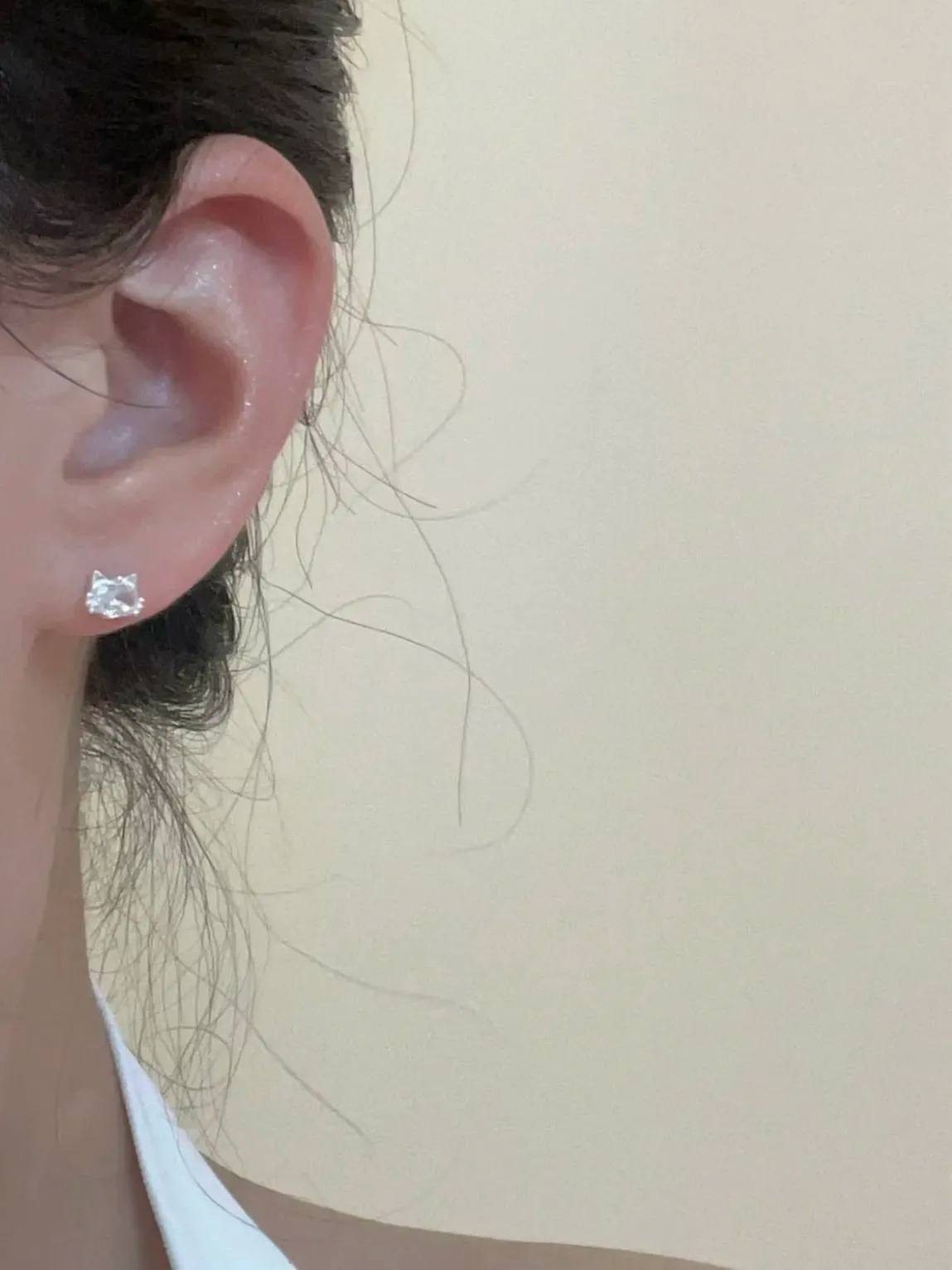  Silver Cat Stud Earrings – Minimalist Sparkling Kitty Ear Jewelry, Dainty & Elegant Gift