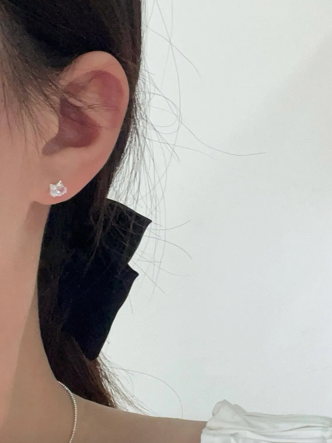  Silver Cat Stud Earrings – Minimalist Sparkling Kitty Ear Jewelry, Dainty & Elegant Gift