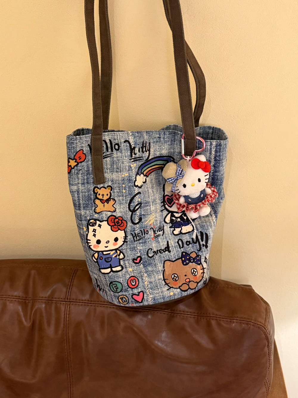 HK Retro Bucket Bag - Adjustable Crossbody & Shoulder Strap, Kawaii Vintage Style Tote 01250506