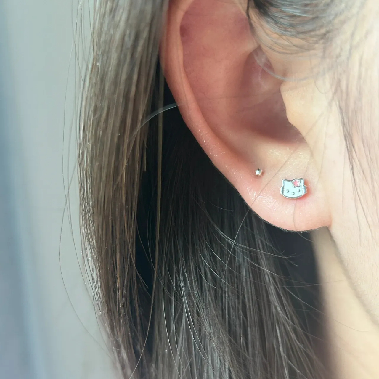 HK Silver Mini Stud Earrings – Sweet Cute Design for Women, Dainty Everyday Jewelry 01250816