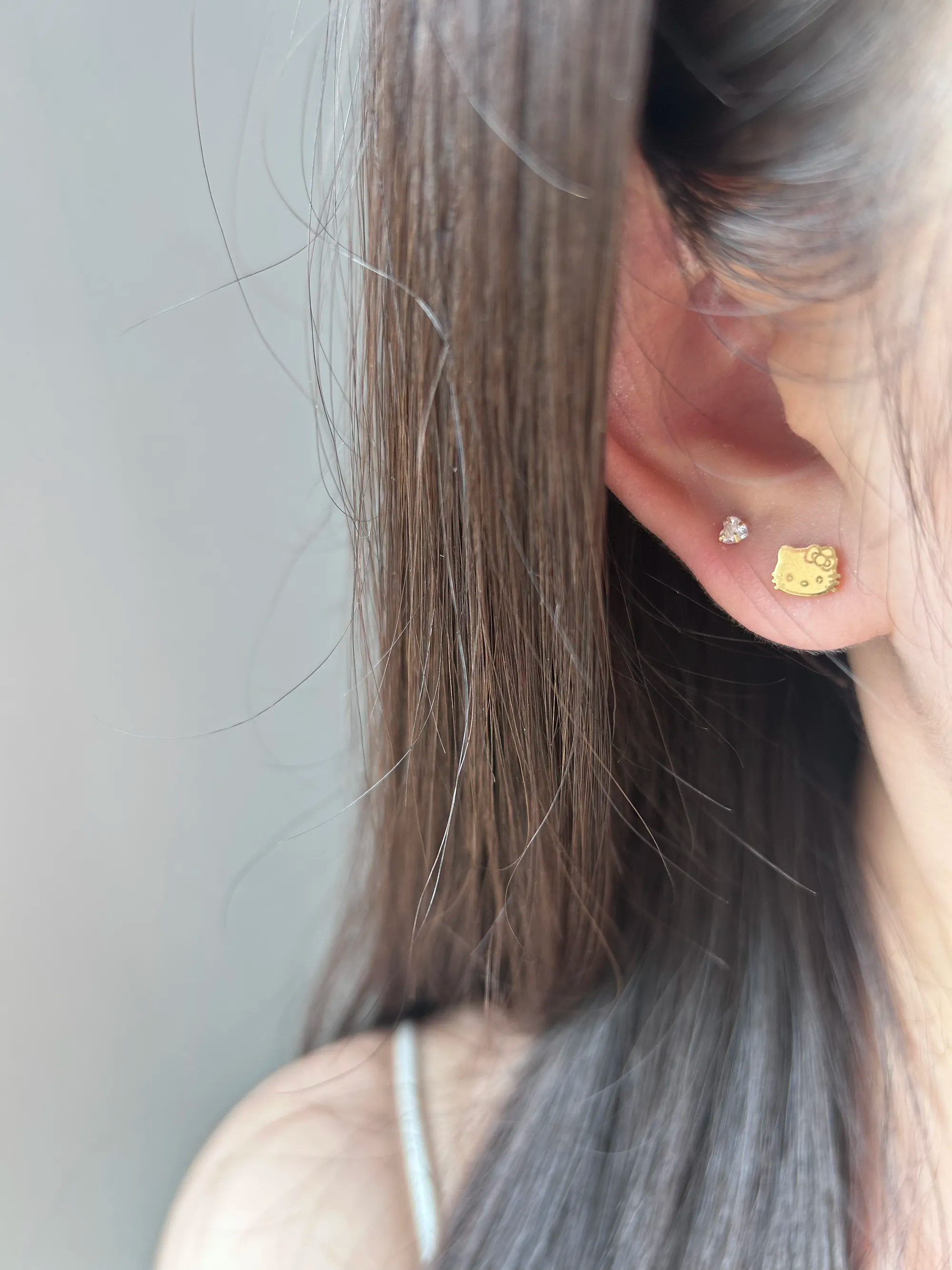 HK Cute Cat Titanium Steel Screw Earrings, Non-Fading Kitty Stud Earrings, Kawaii Accessories for Women