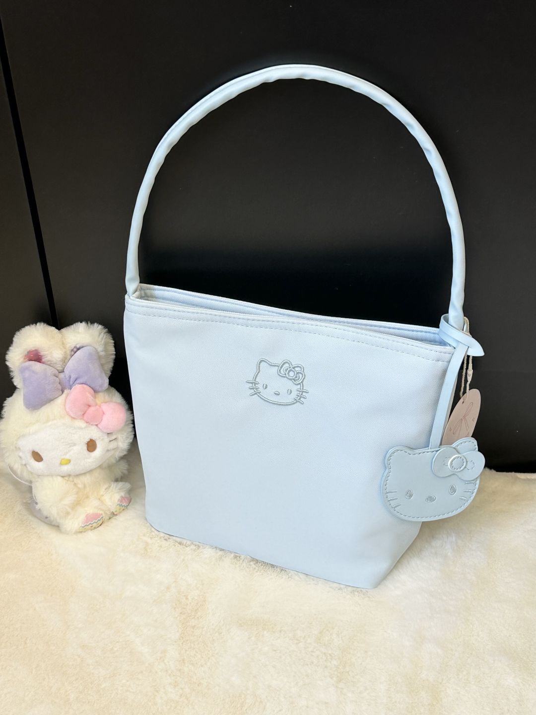 HK Embroidered Bucket Bag - Perfect for Commuting
