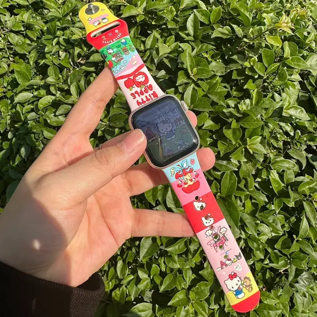 Cute HK Cartoon Silicone Color-Block Band & Case Set for Apple Watch - Durable Kawaii Accessory 02250306