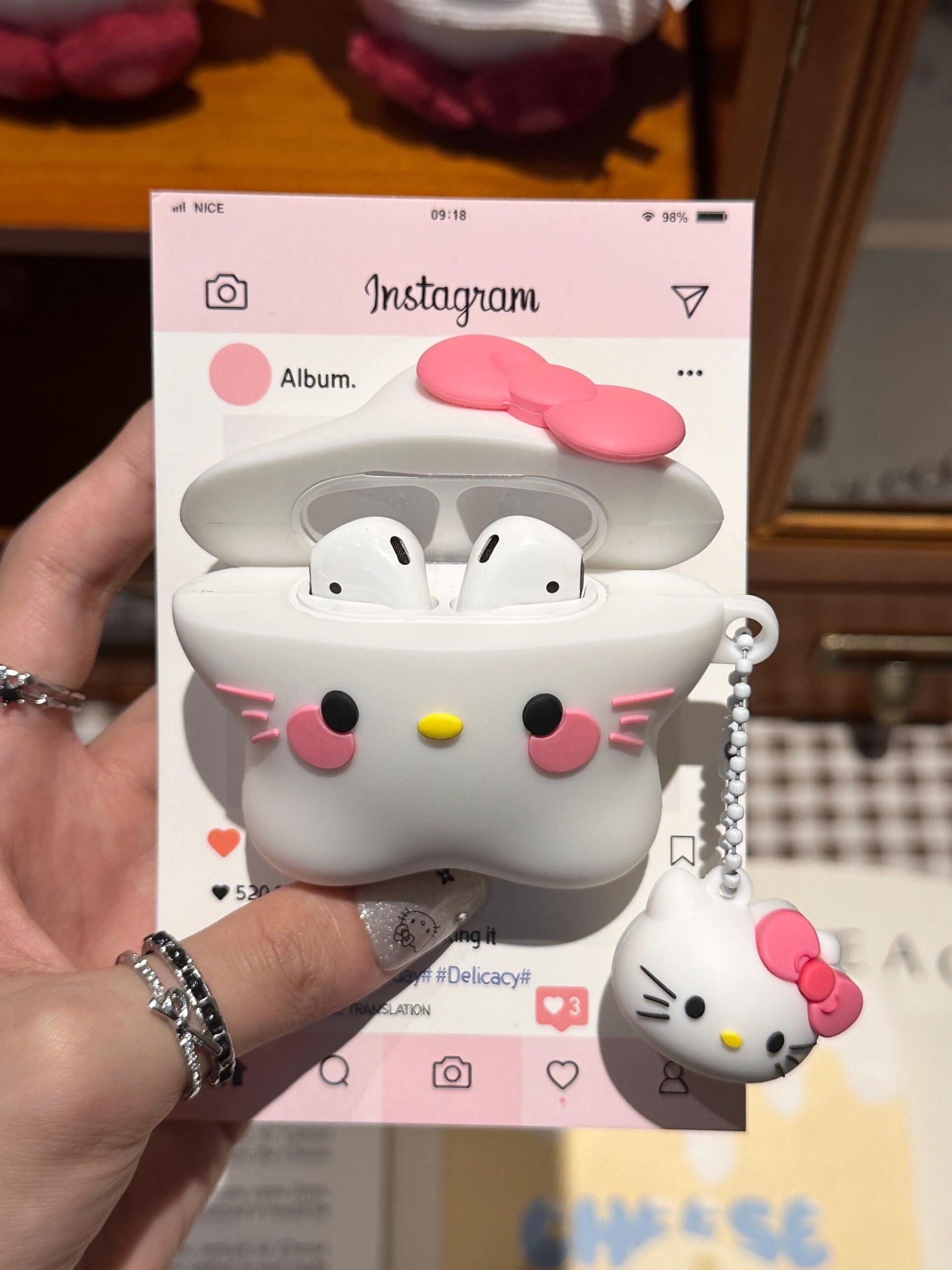 Hello Kitty Kawaii Starry AirPods Case