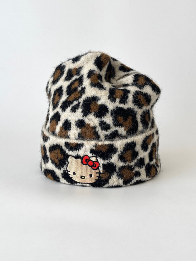 HK Leopard Knit Beanie for Women, Cute Warm Winter Hat, Elastic Cozy Skull Cap, Fashionable Knitted Headwear for Cold Weather 01250923