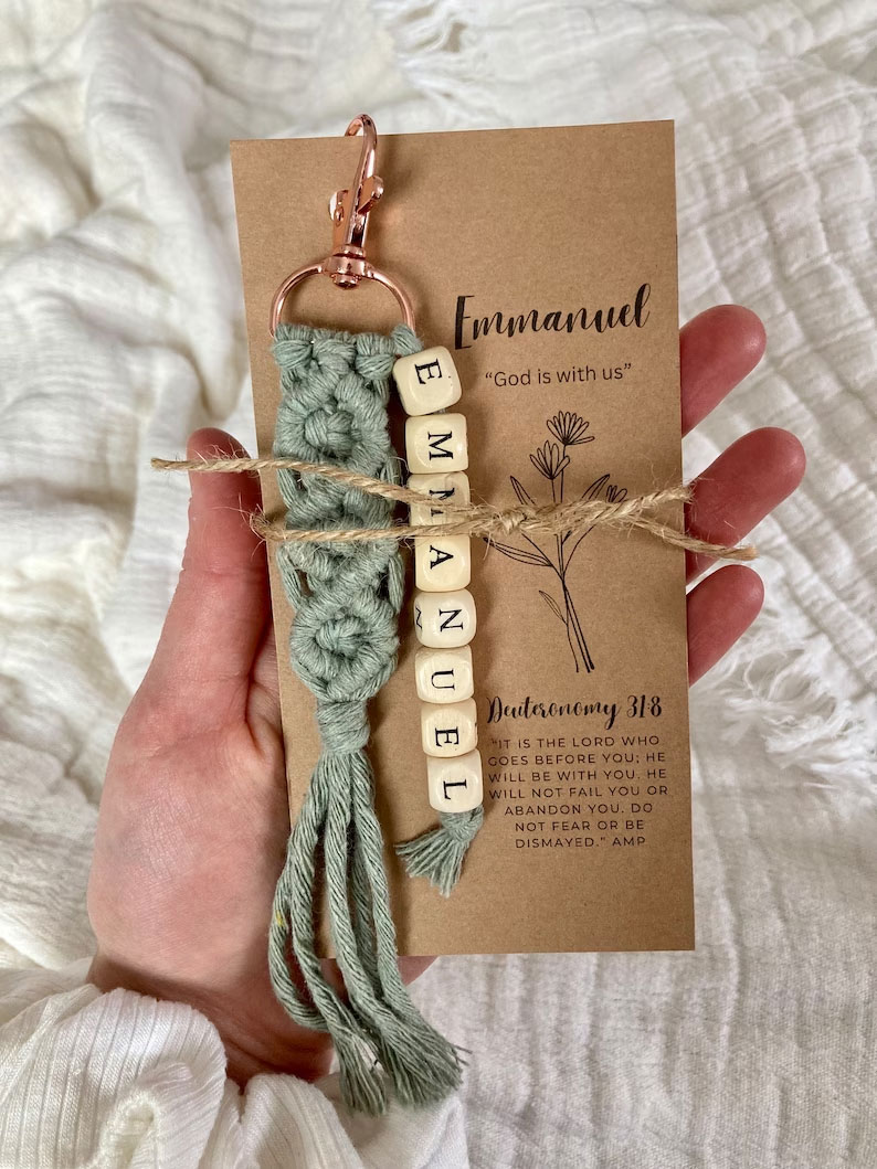 Praise His Name Macrame Keychains