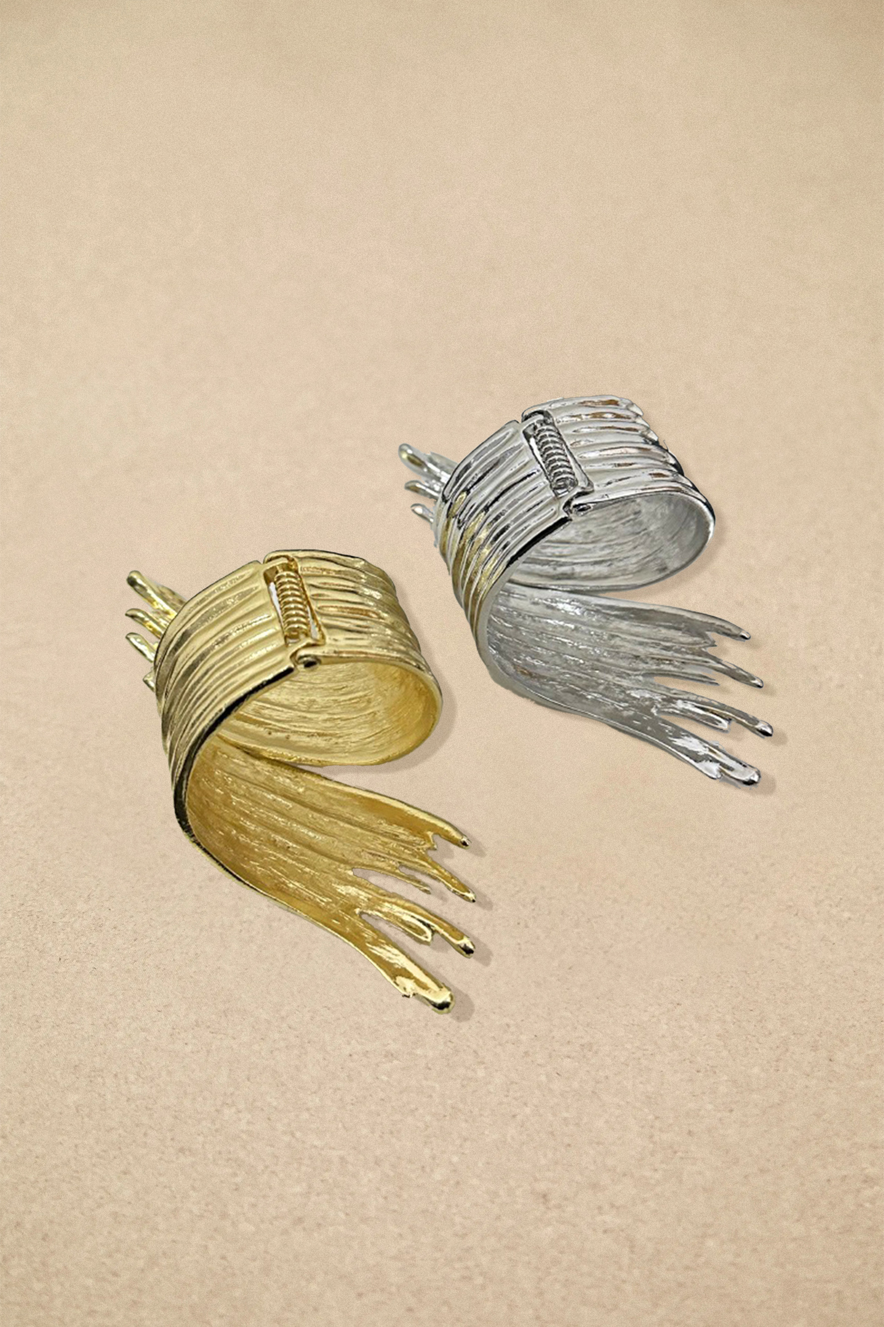 Abstract Ripple Open Bracelet