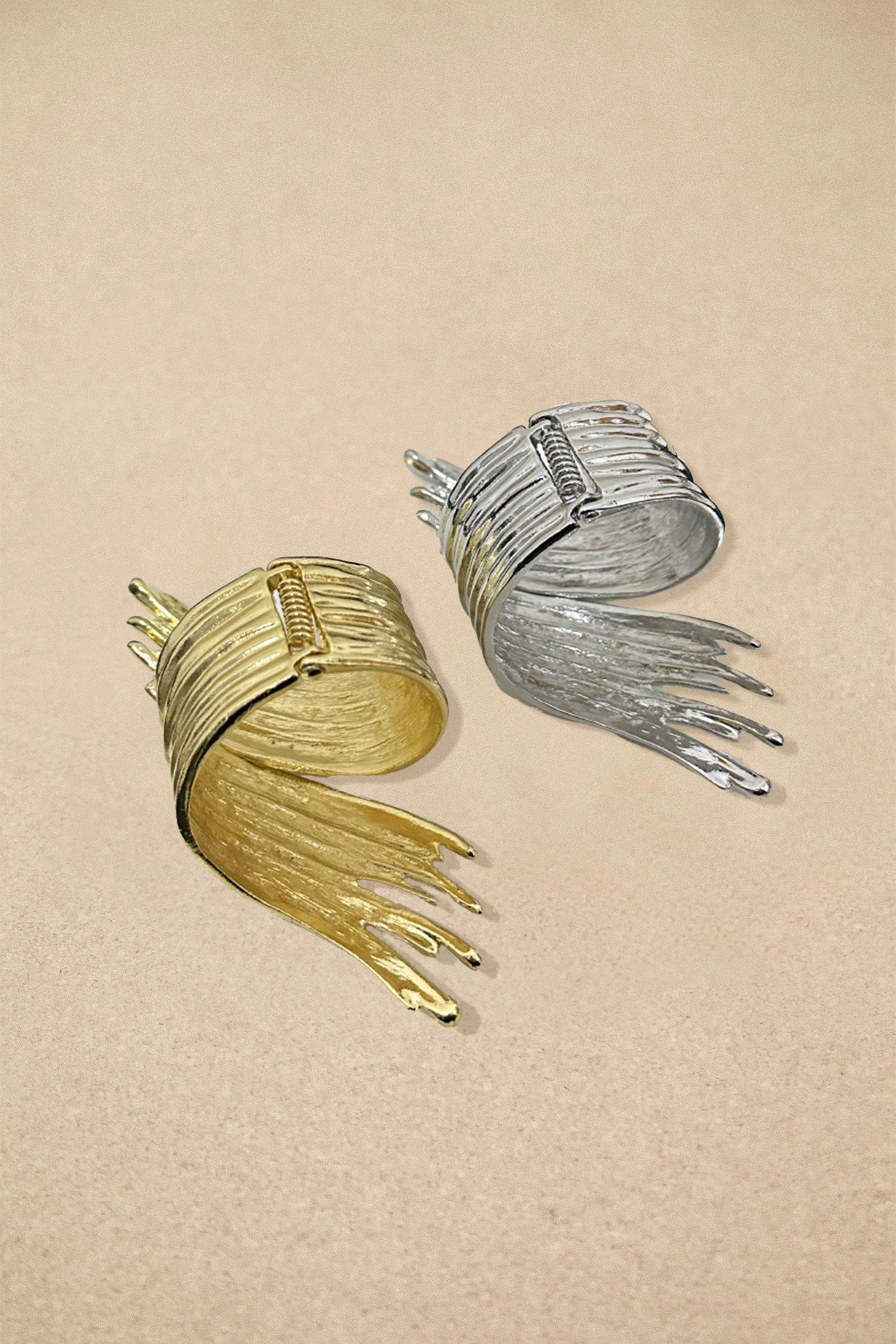 Abstract Ripple Open Bracelet