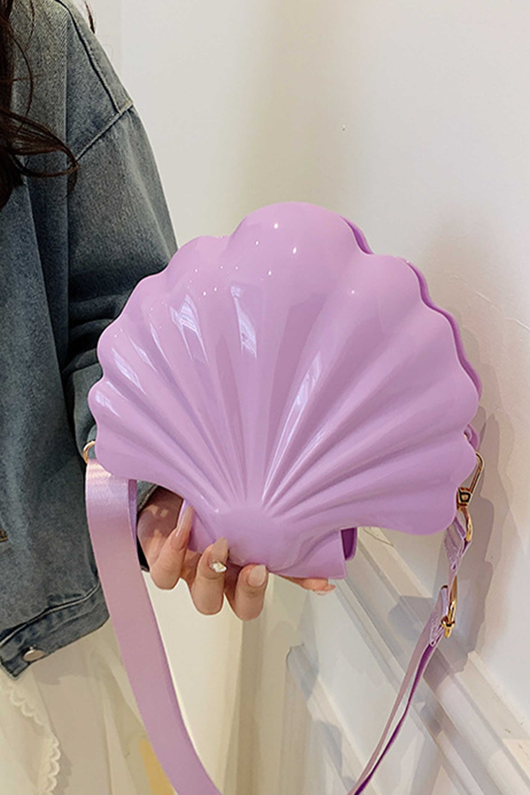 Seashell Shaped Satchel Bag