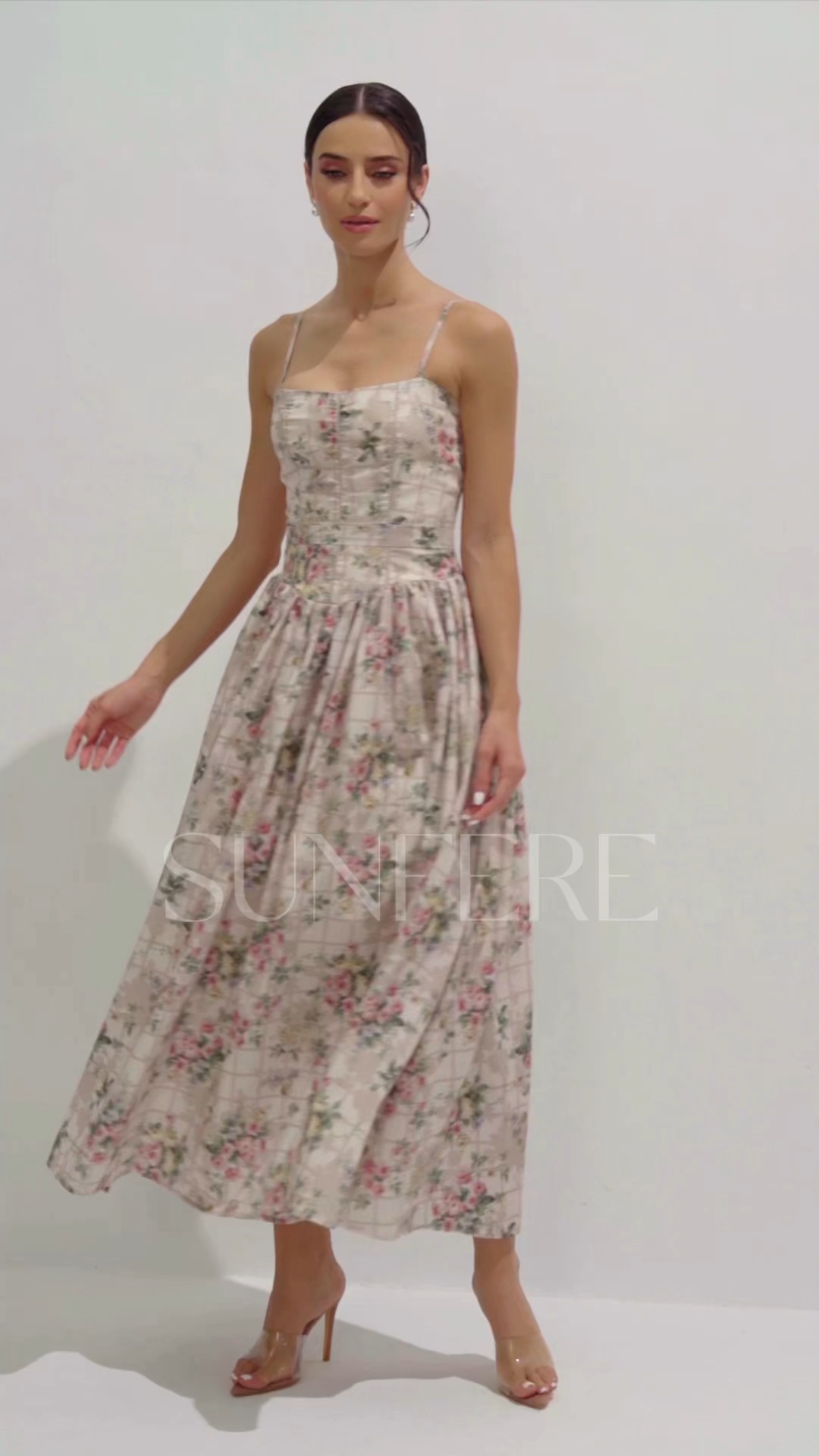 Bella Floral Print Spaghetti Strap Maxi Dress