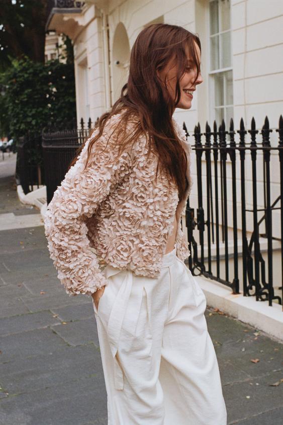 Alice Floral Appliqué Cropped Jacket-Sunfere