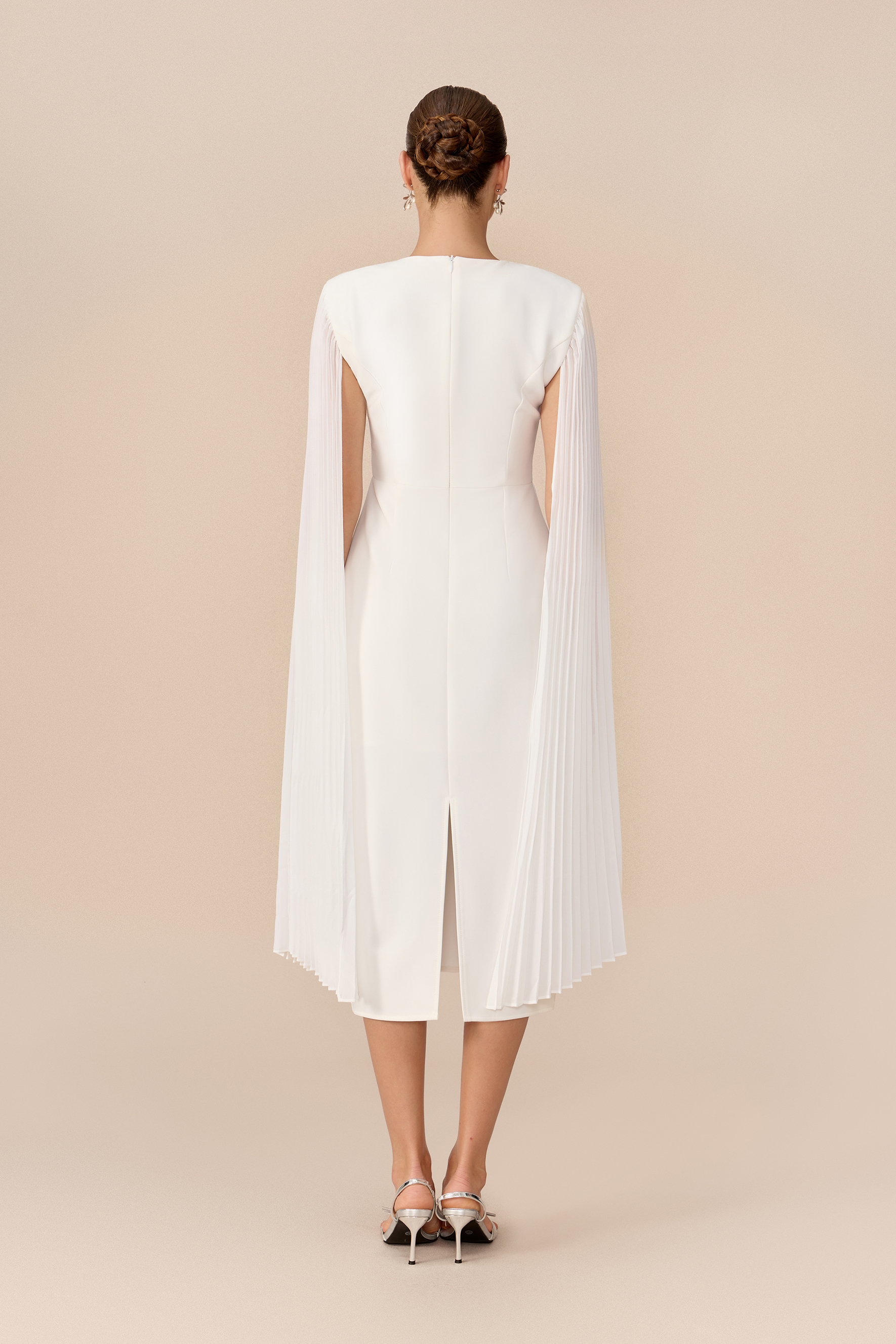 Pure Elegance White Pleated Cape Round Neck Midi Dress