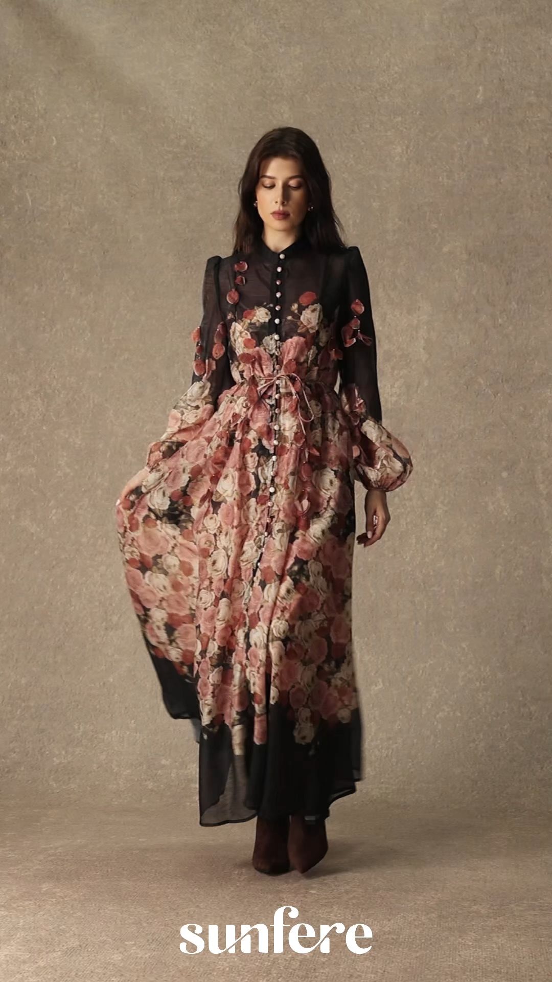 Vie En Rose Black Floral Print Long Sleeve Maxi Dress