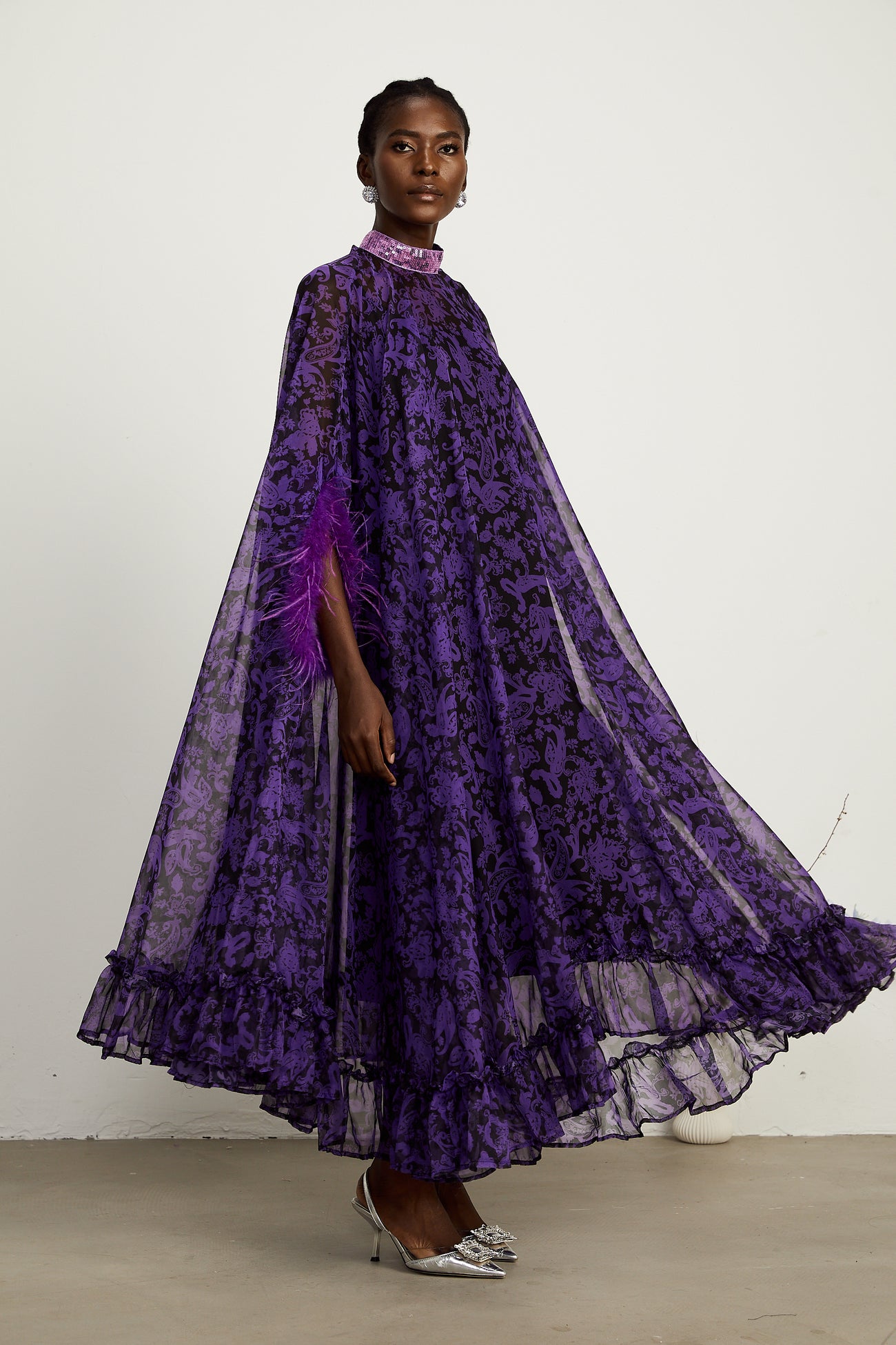 Dana Sequins Feather Printed Maxi Dress-Sunfere