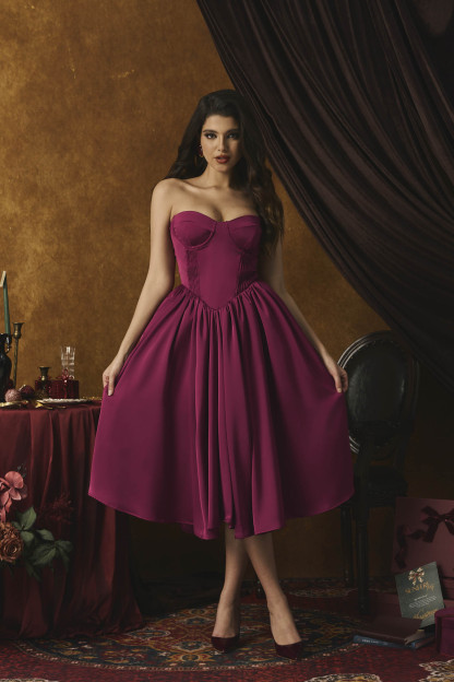 Roxanne Strapless Sweetheart Midi Dress