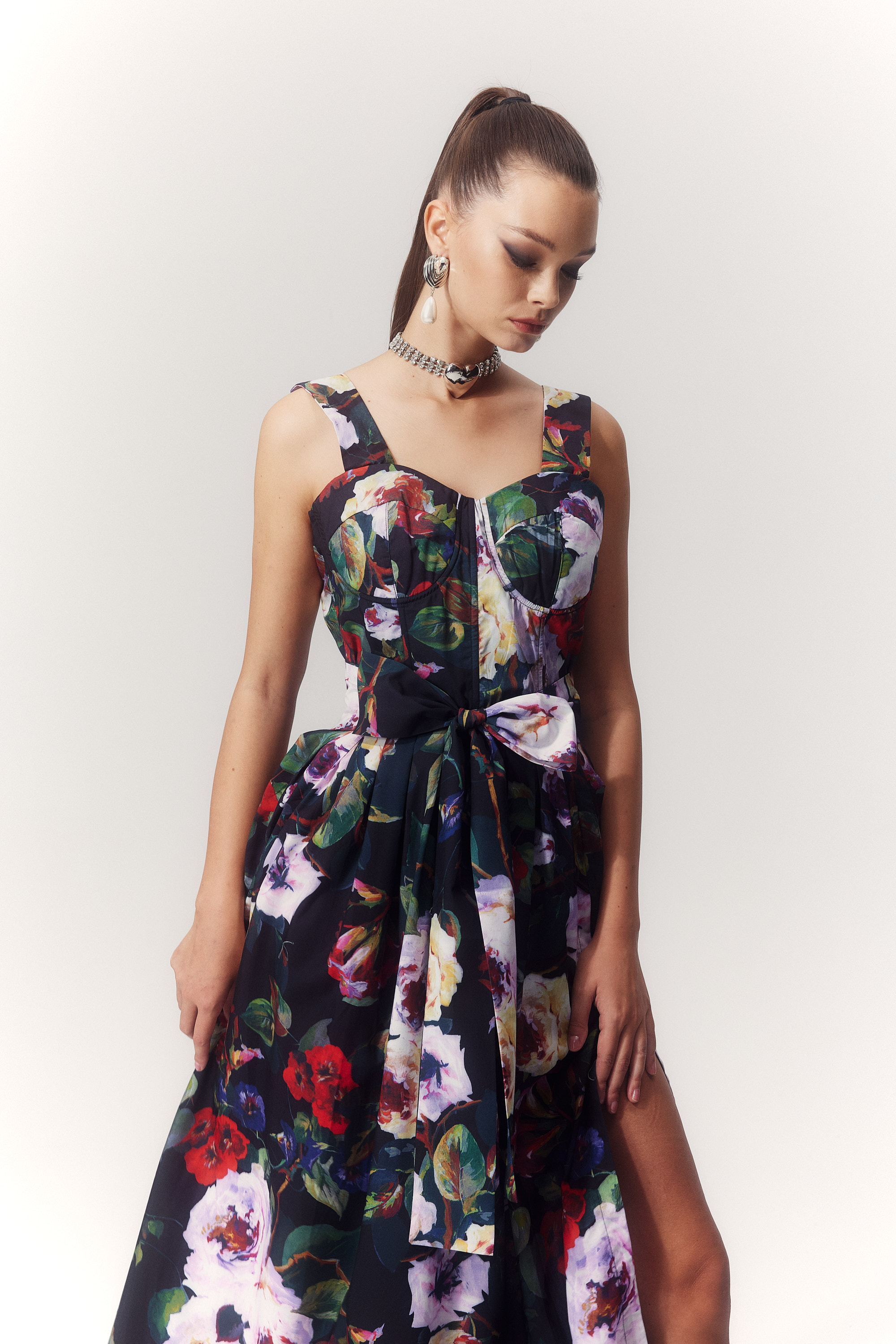Teresa Floral Printed Sweetheart Midi Dress