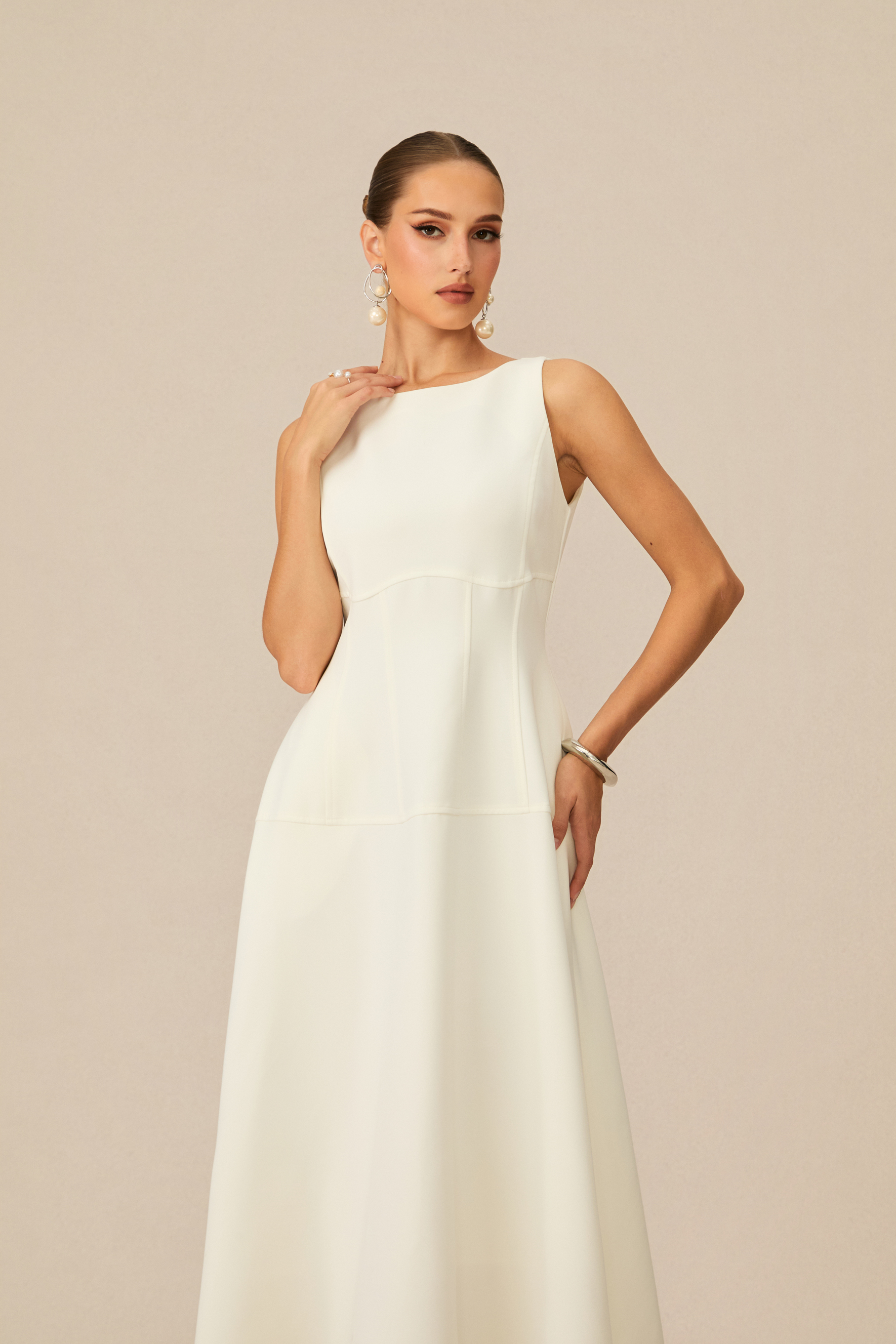 Classic Charm White Sleeveless Midi Dress