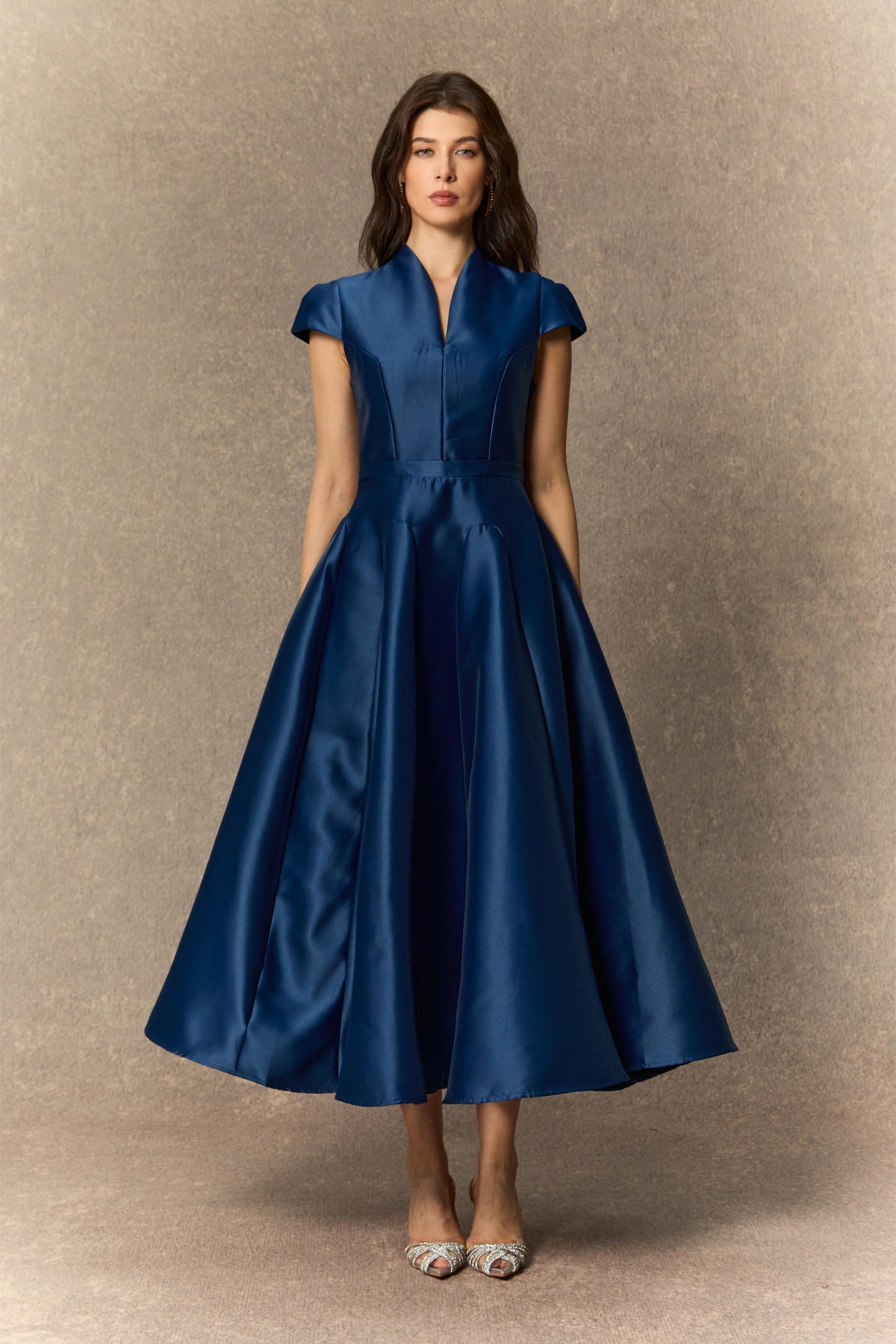 sunfere Λαμπερή Εμφάνιση Μπλε Κοντό Μανίκι Κόψιμο V‑Λαιμό Midi Φόρεμαή