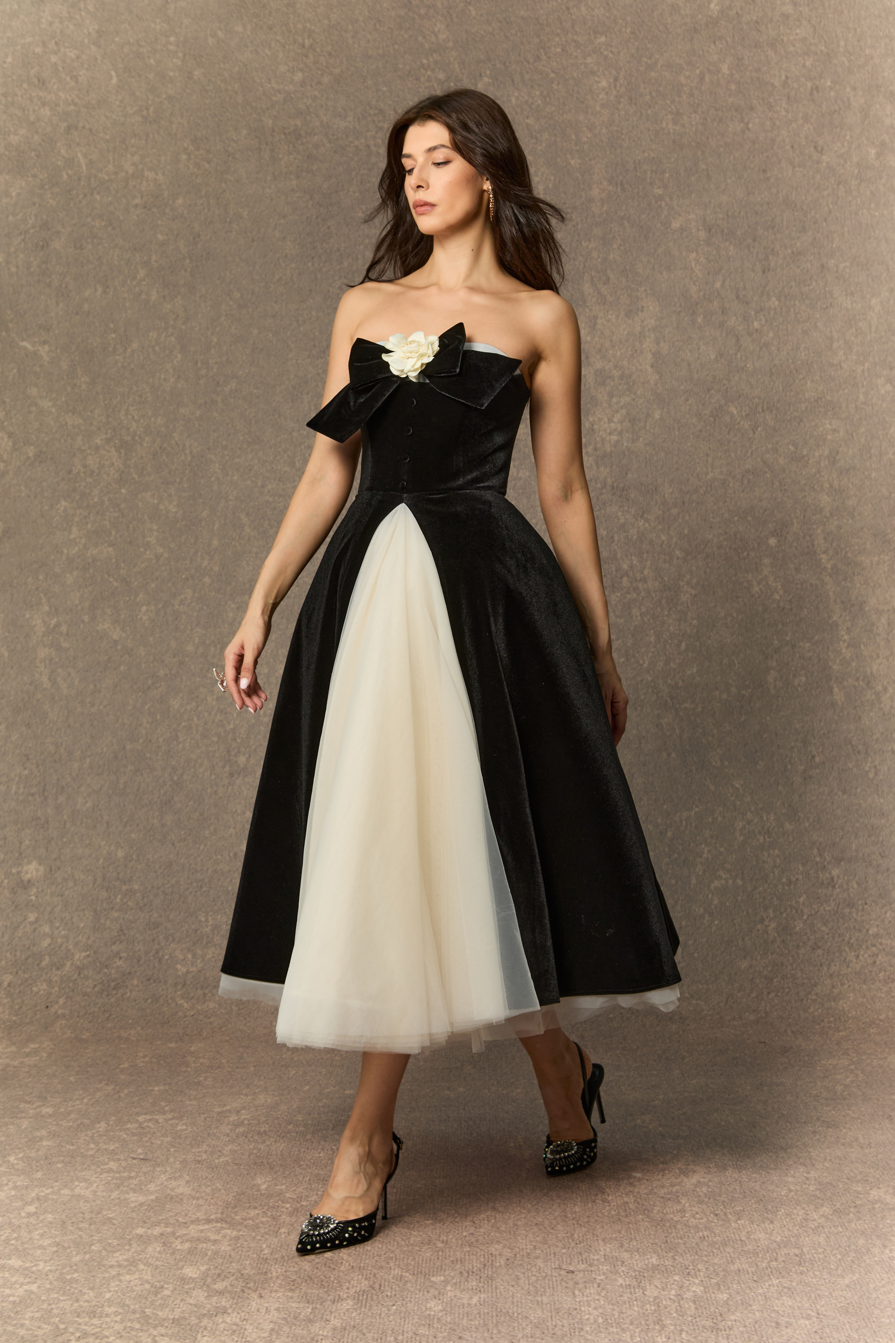 Fabulous Phenomenon Black Velvet Bow Contrast Midi Dress