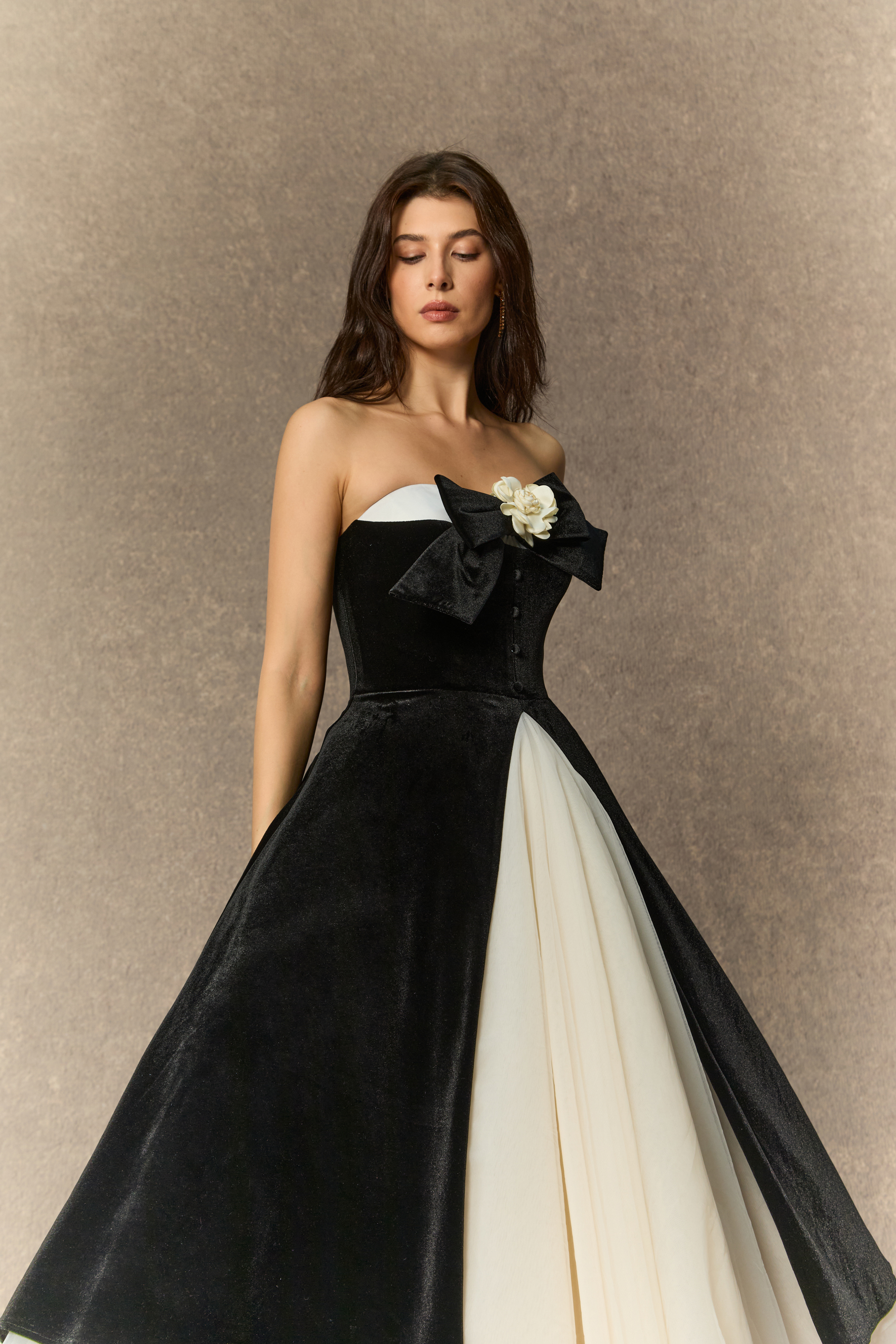 Fabulous Phenomenon Black Velvet Bow Contrast Midi Dress