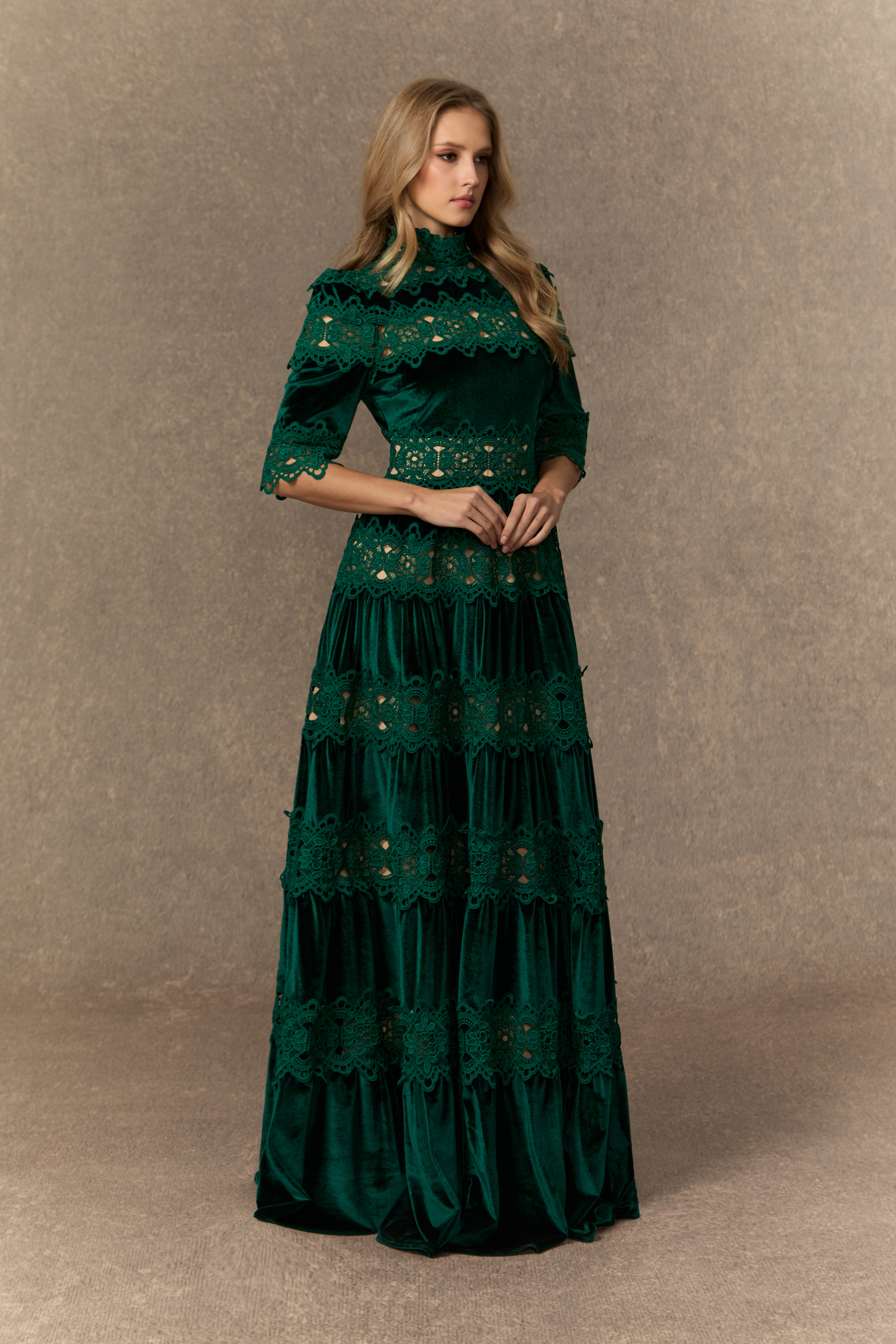 Romance That Wows Green Velvet Lace Tiered Maxi Dress