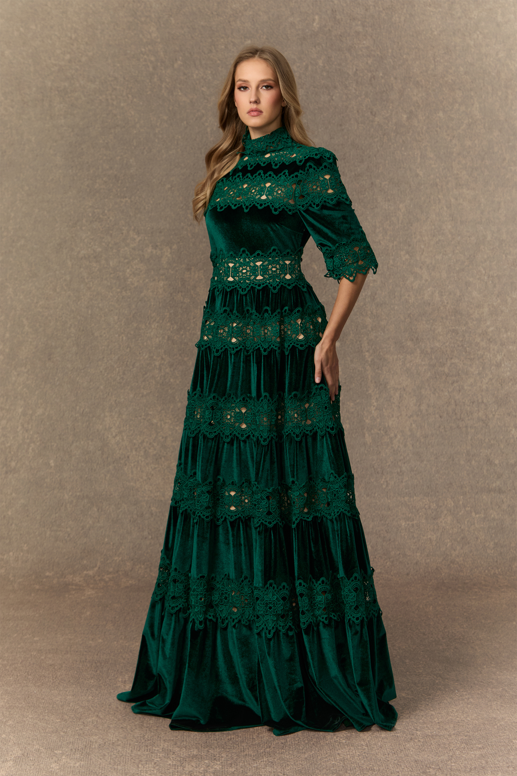 Romance That Wows Green Velvet Lace Tiered Maxi Dress
