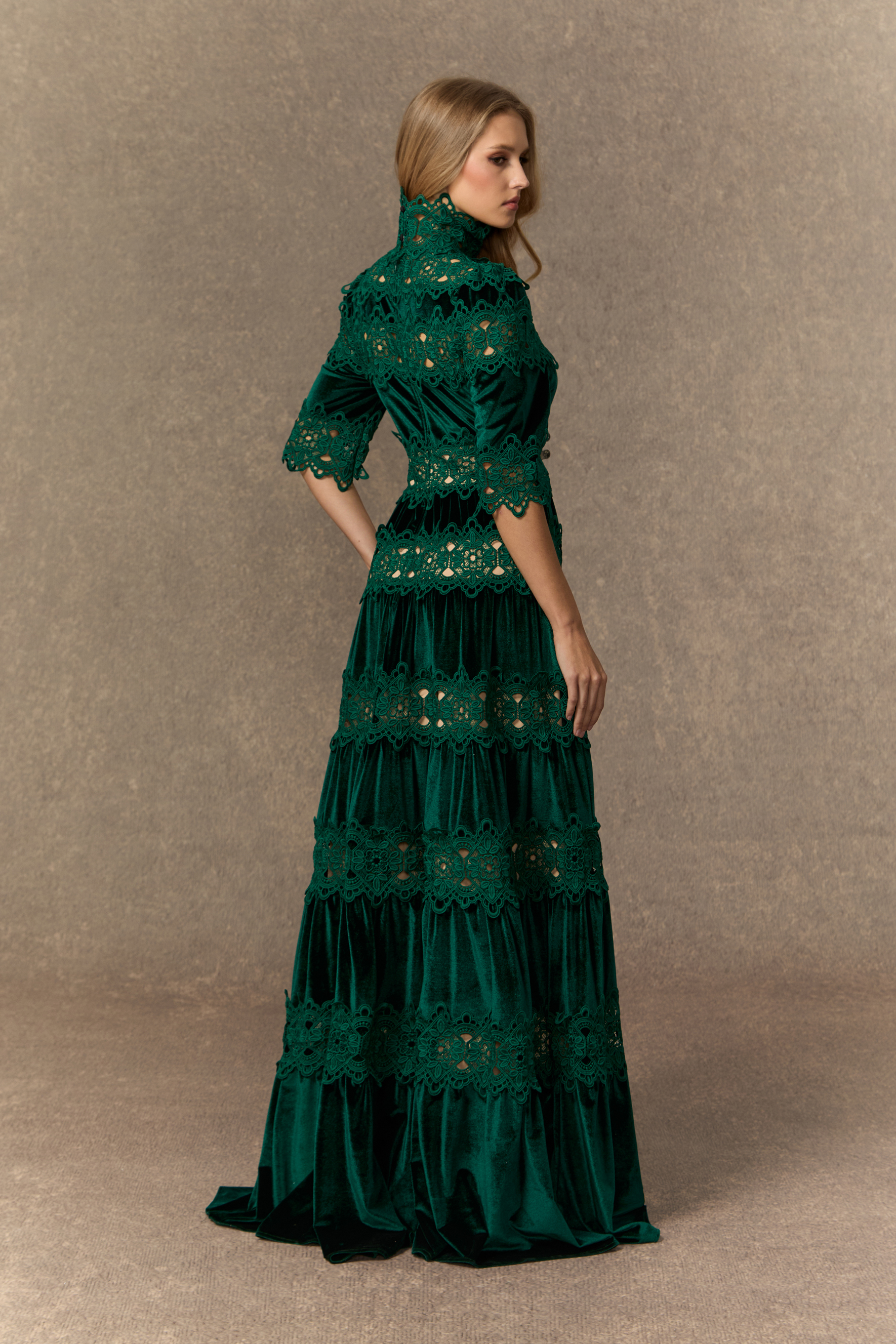 Romance That Wows Green Velvet Lace Tiered Maxi Dress