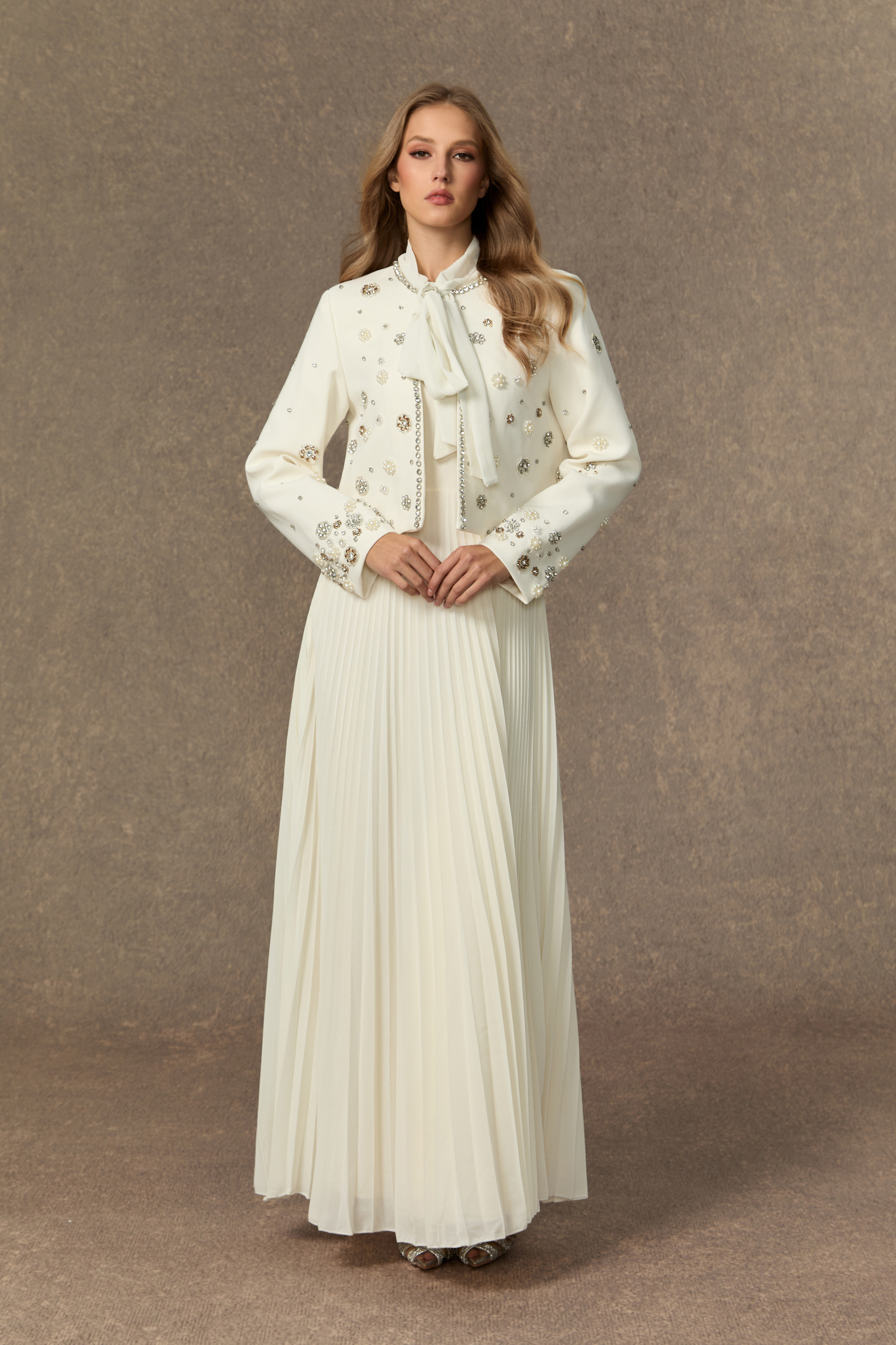 Lavish Looks White Embellished Jacket & Bow Tie Pleated Dress Set