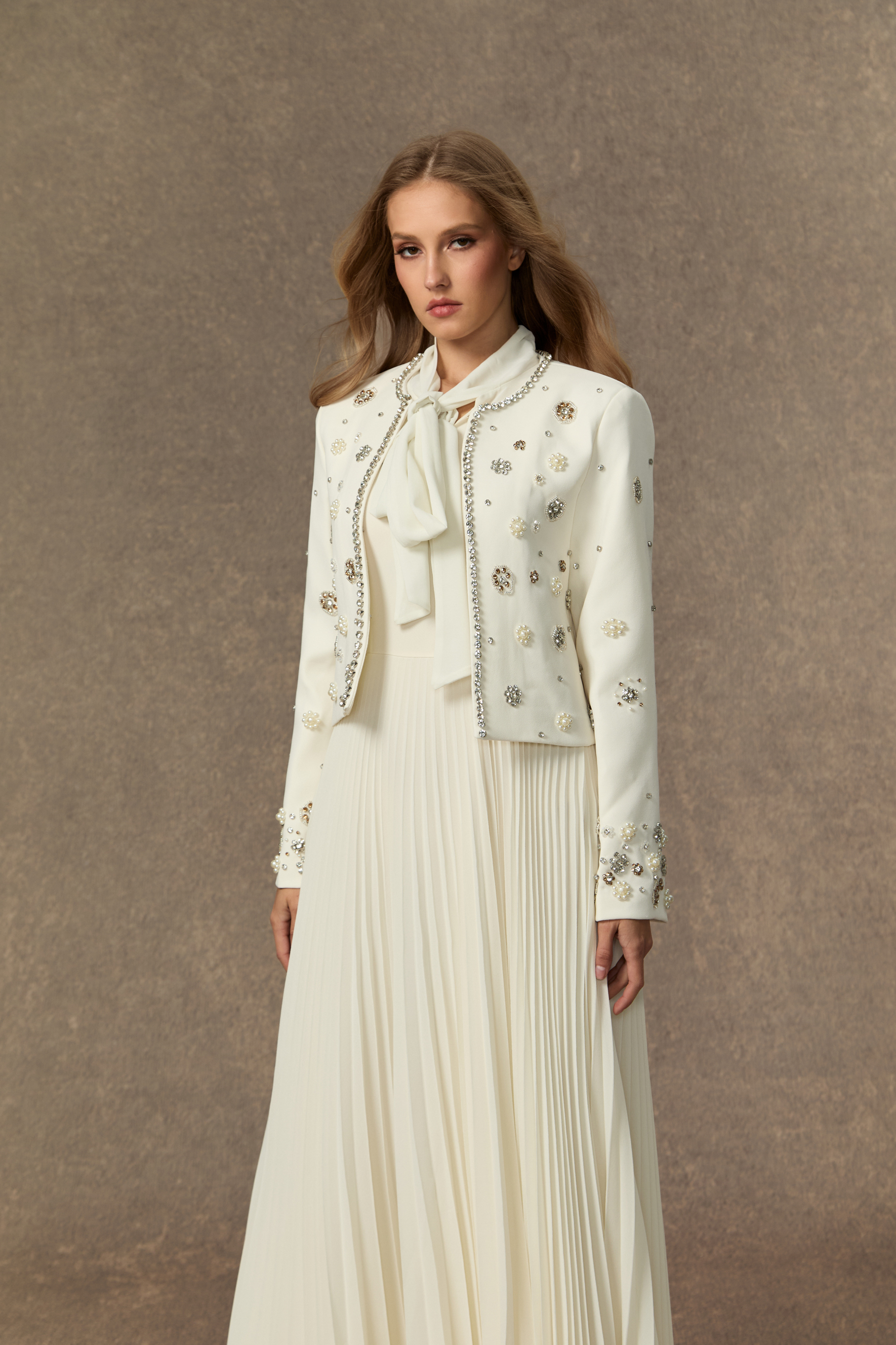 Lavish Looks White Embellished Jacket & Bow Tie Pleated Dress Set