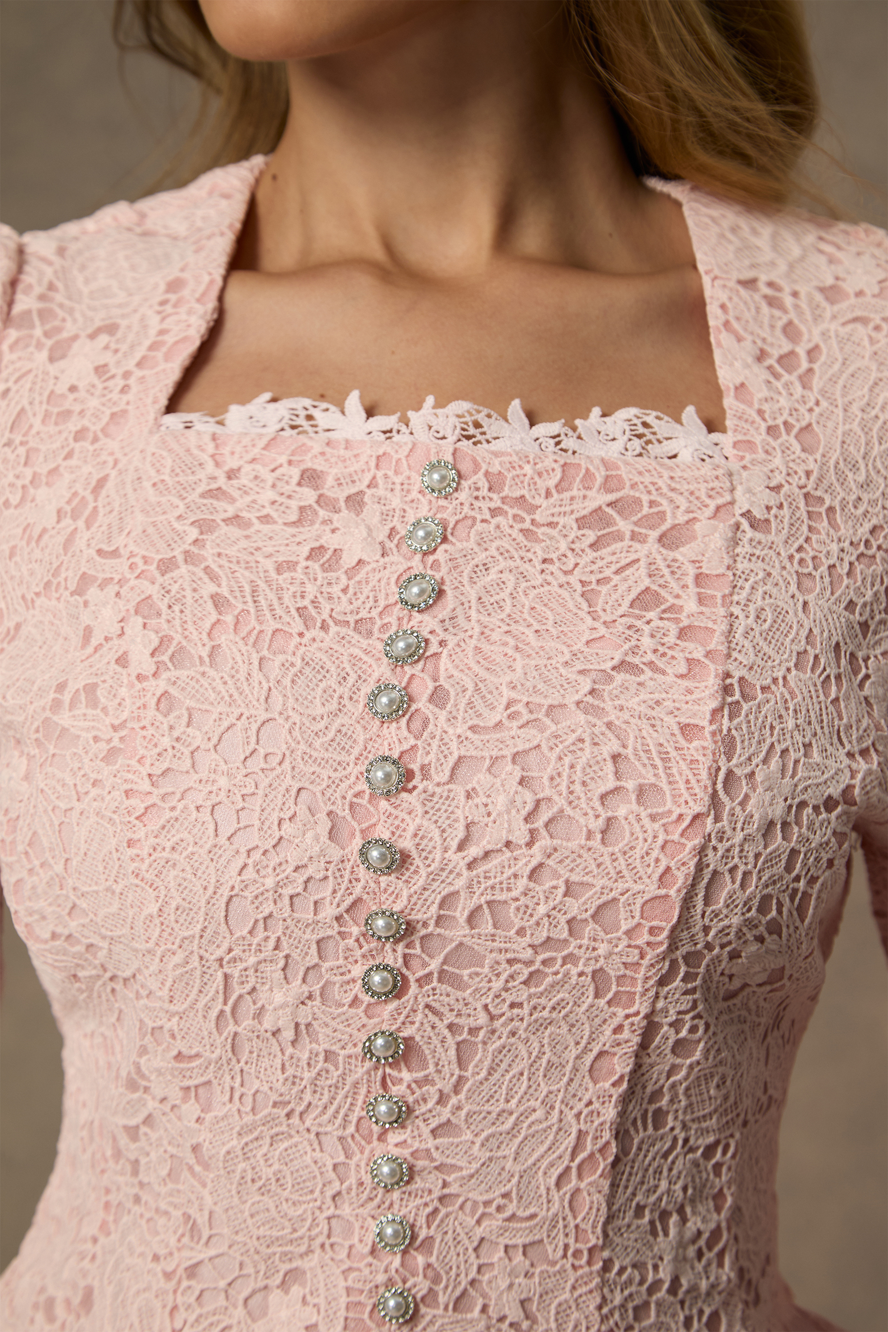 Glamorous Choice Pink Embroidered Lace Jacket & Pleated Skirt Set