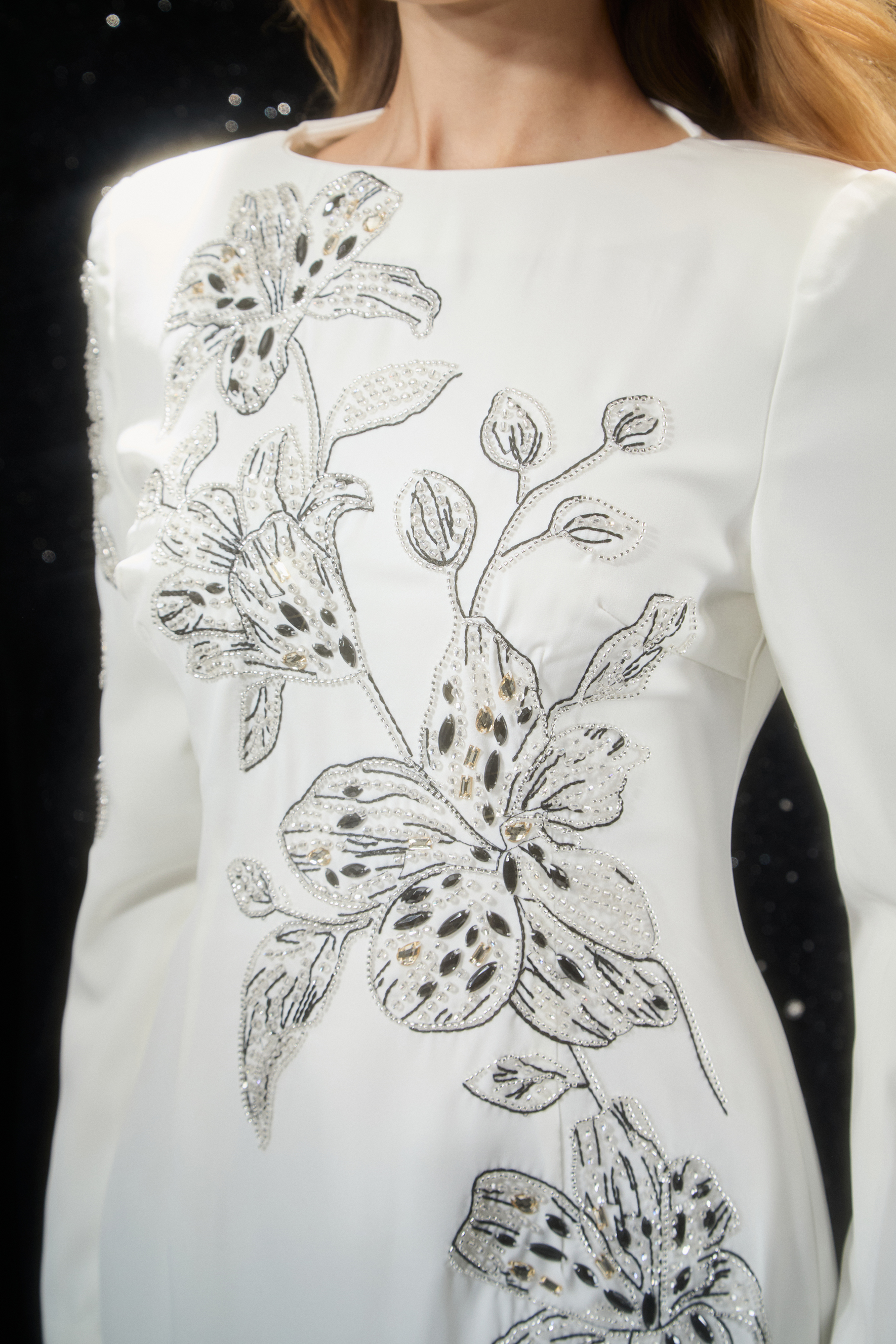Remarkable Entrance White Floral Embroidered Long Sleeve Maxi Dress