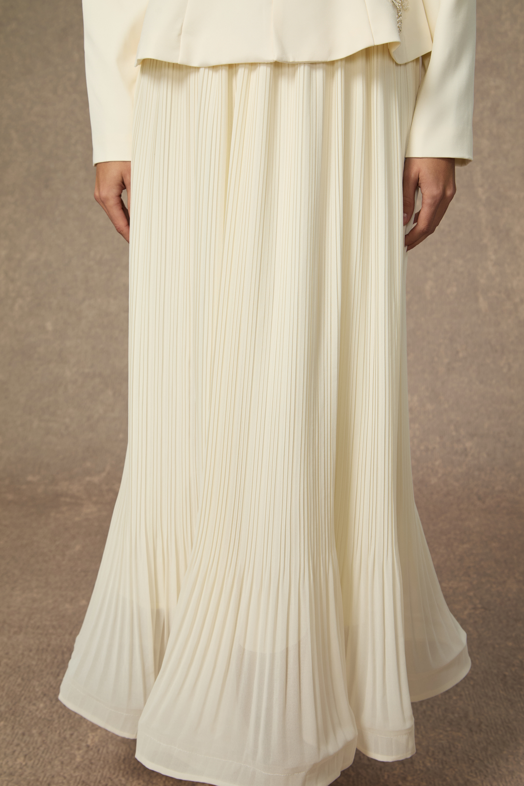 Graceful Arrival Black Lace Embroidered Jacket & Pleated Skirt Set