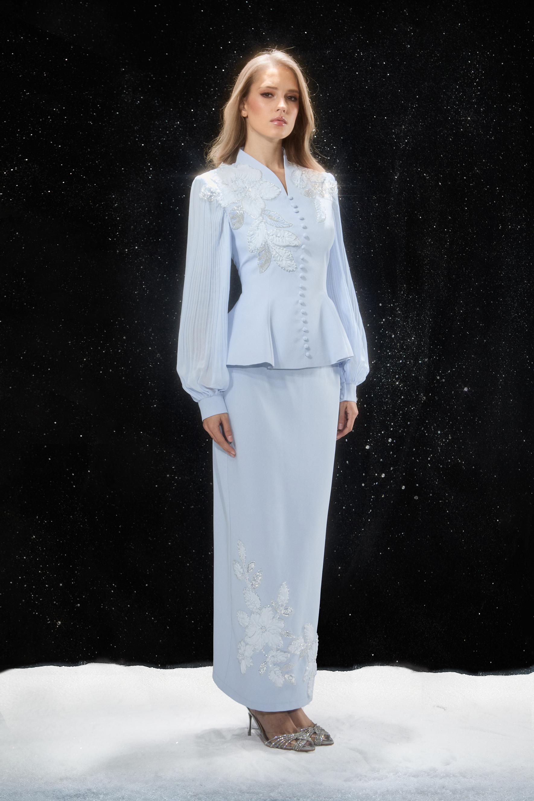 Confident Sensation Blue Floral Embroidery Pleated Sleeve Skirt Set