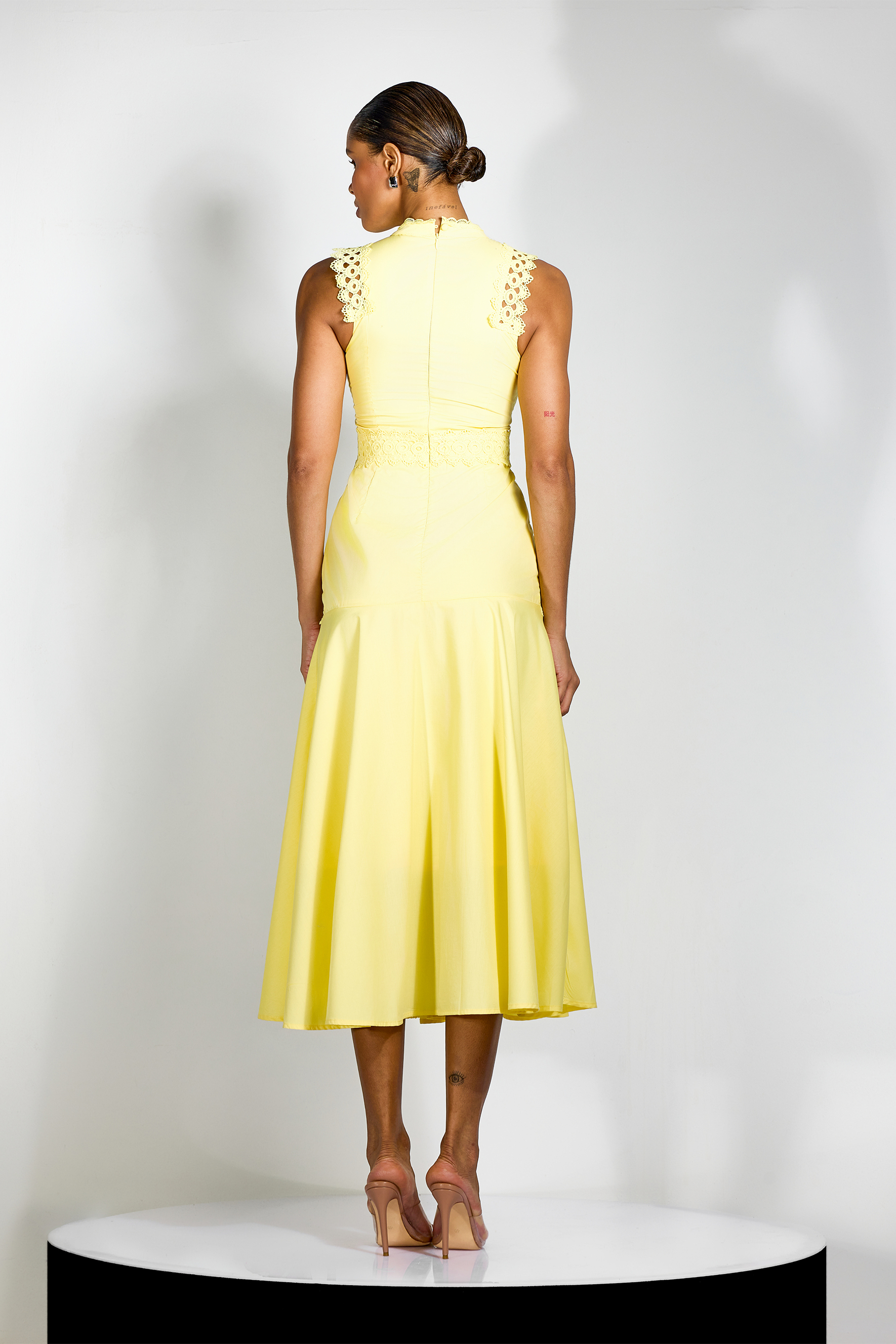 Diana Embroidered Lace Sleeveless Midi Dress