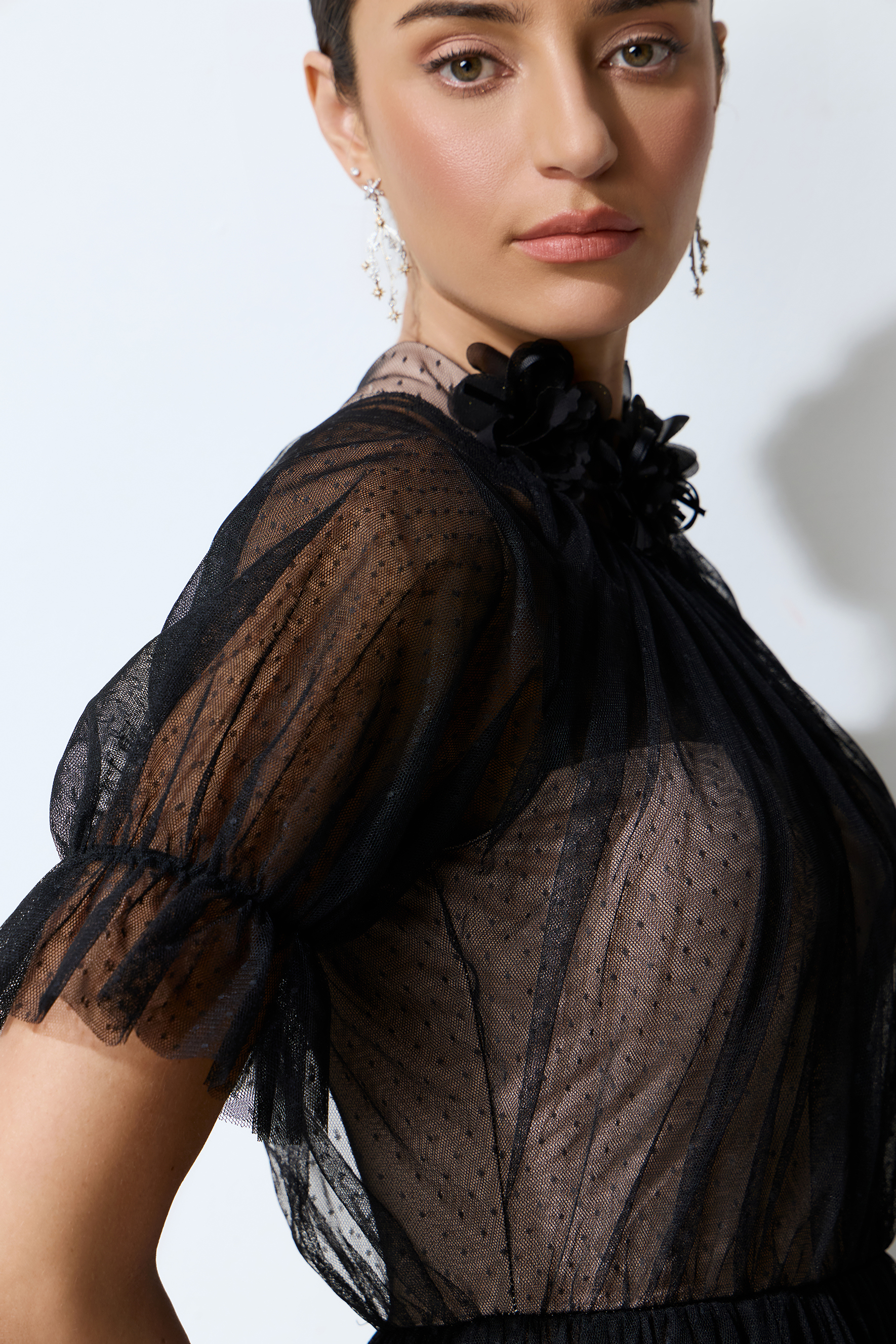 I Got You Love Black Flower Neck Polka Dot Tulle Midi Dress – sunfere