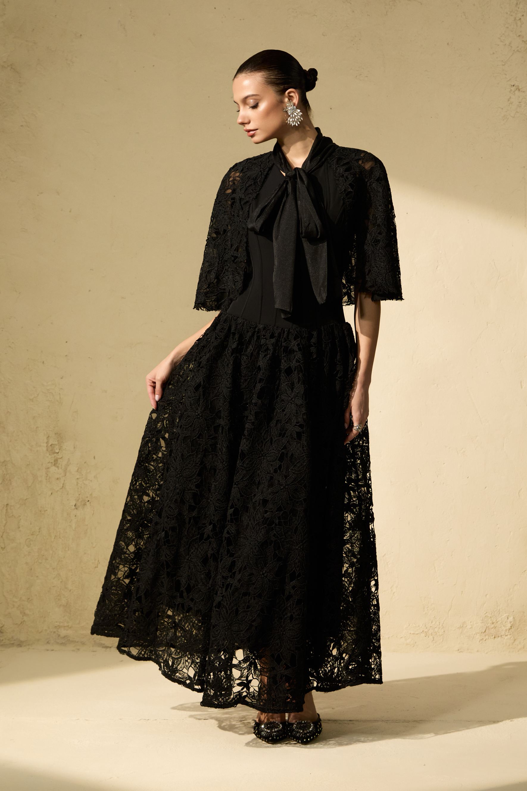 Glamorous Disposition Black Tie Neck Cape & Floral Lace Corset Dress Set