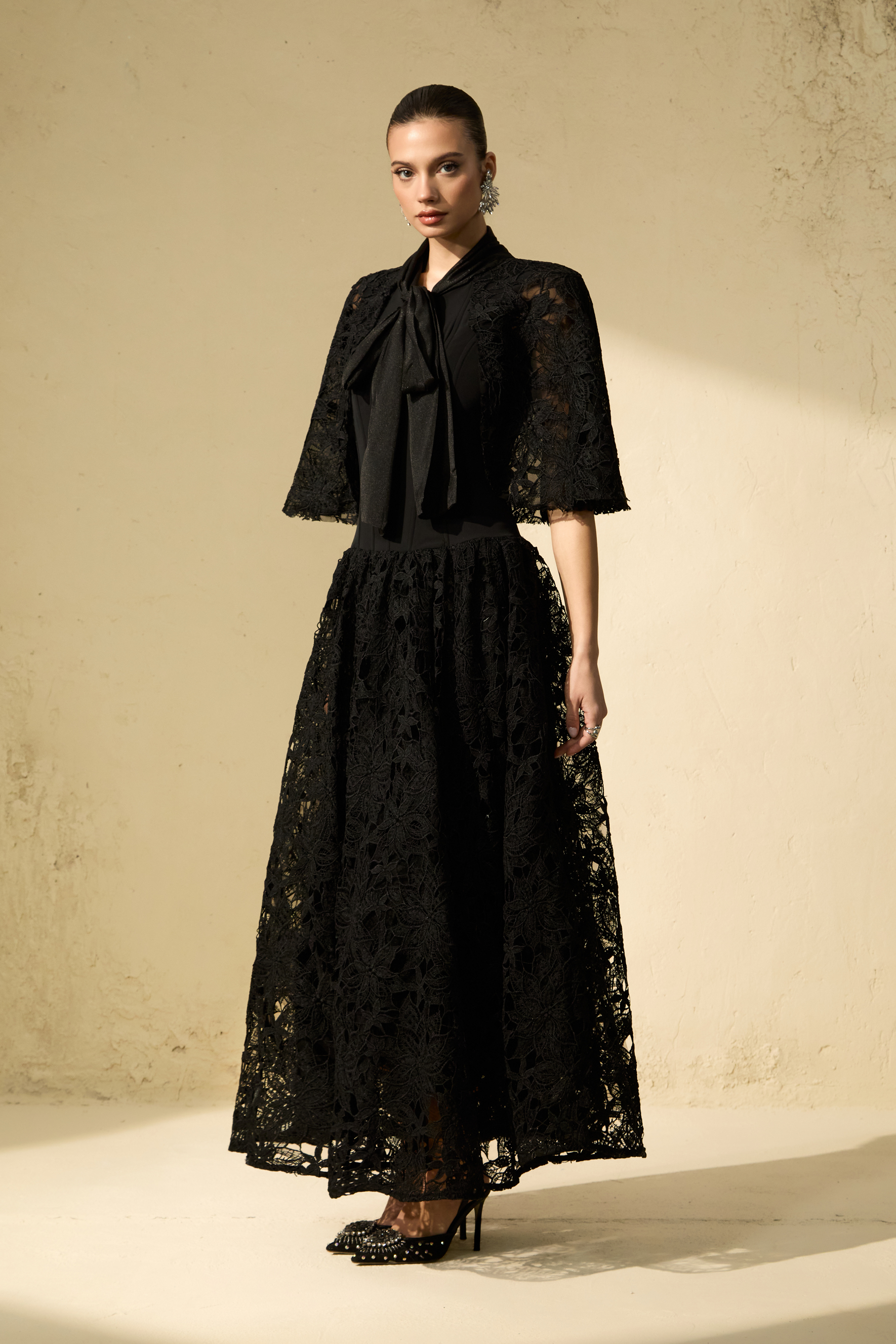 Glamorous Disposition Black Tie Neck Cape & Floral Lace Corset Dress Set