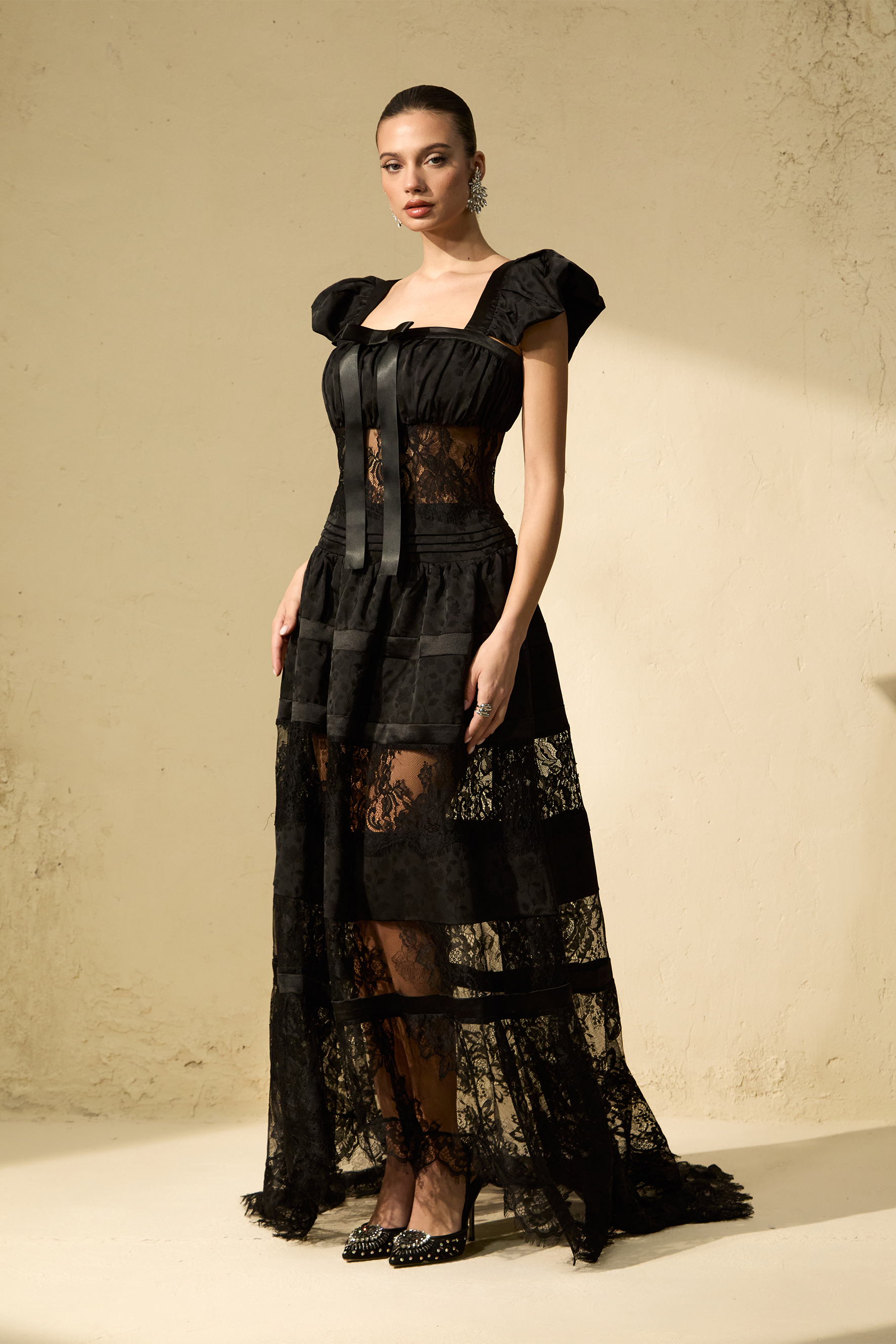 Luxury Mystical Black Puff Seeve Lace Panel Maxi Dress