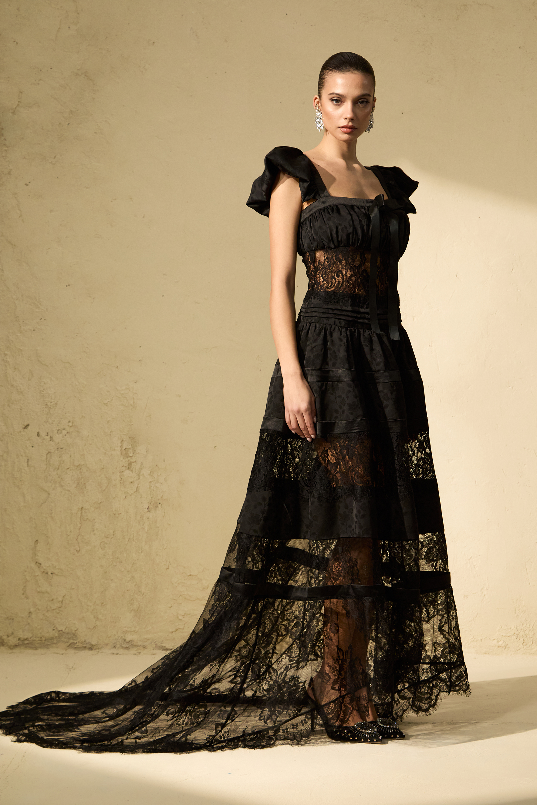Luxury Mystical Black Puff Seeve Lace Panel Maxi Dress