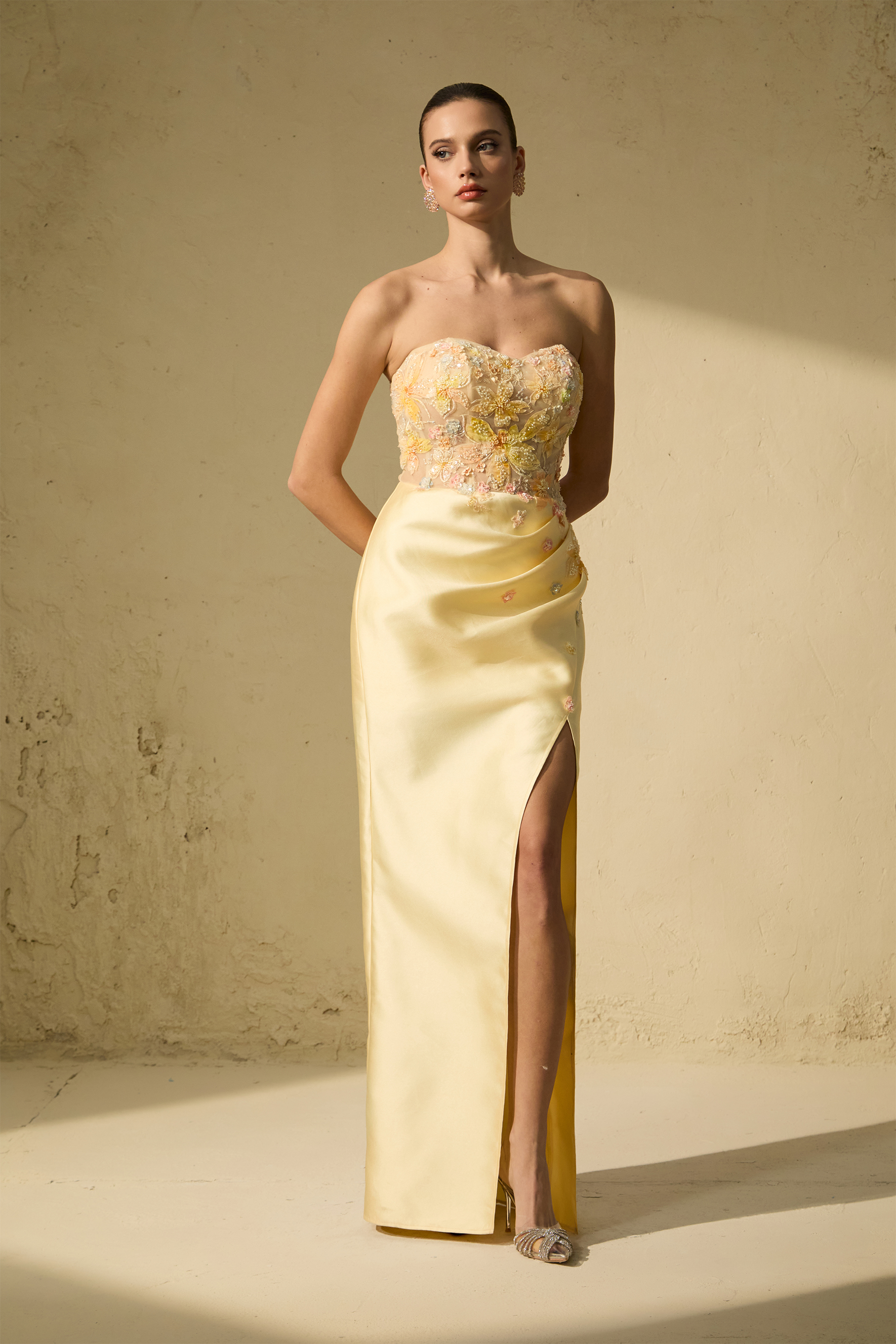 Isle De Luxe Yellow Floral Embrayed High Sbed Maxi Dress