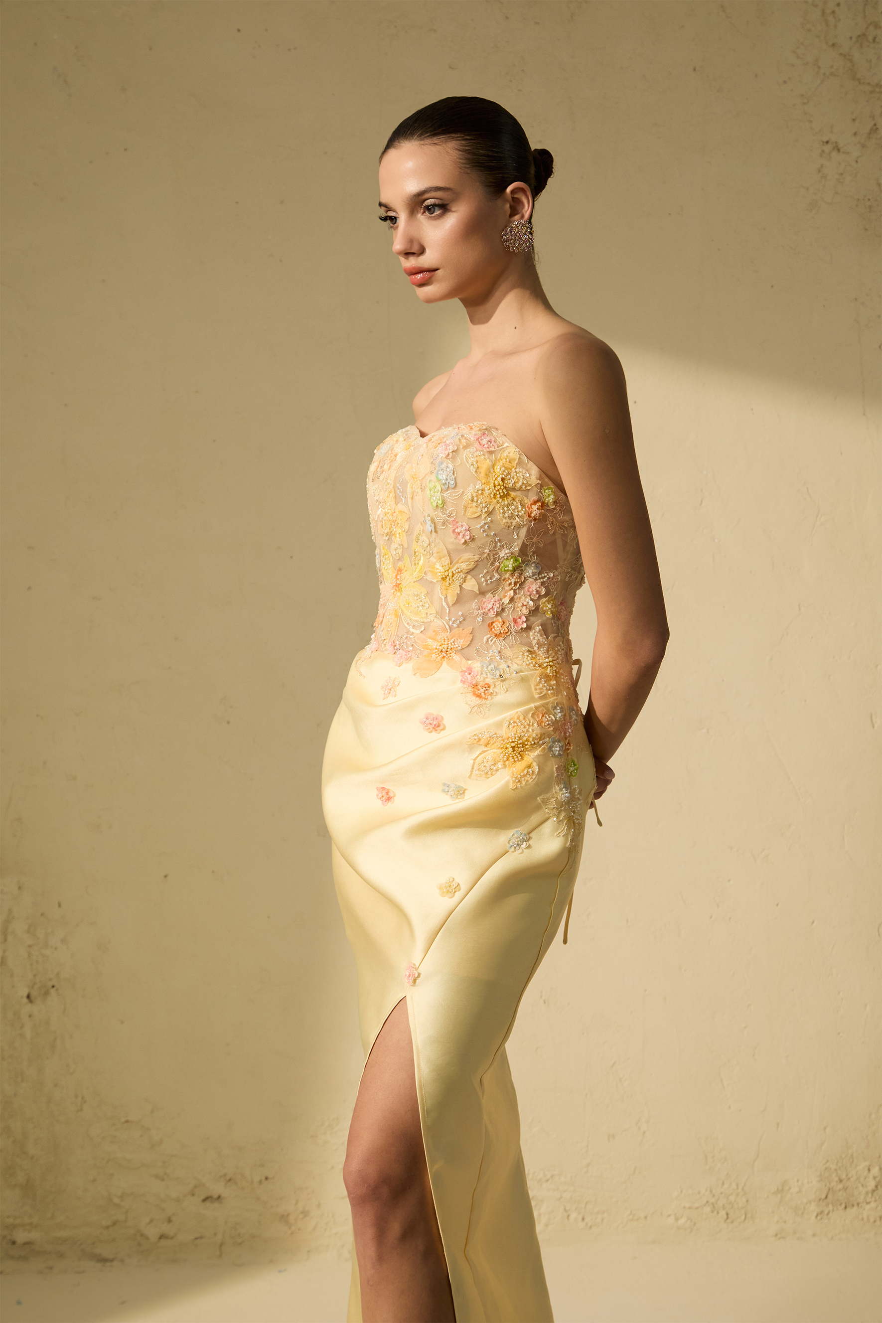 Isle De Luxe Yellow Floral Embrayed High Sbed Maxi Dress